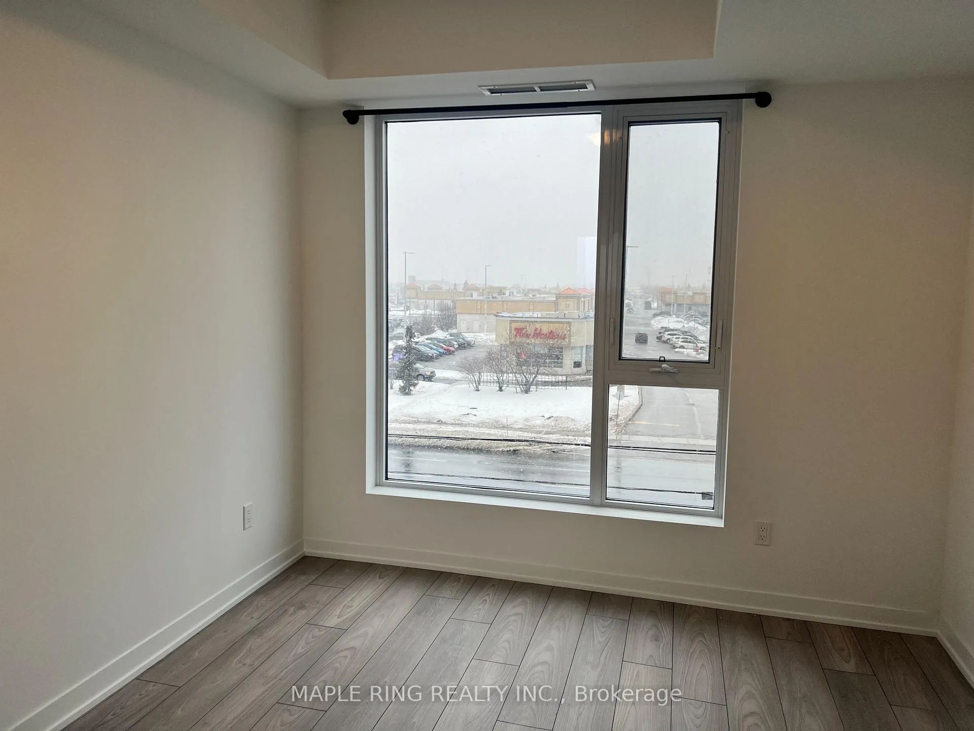Photo 13 of Unit 323, 10 Abeja Street, Vaughan, Concord — HOMEH