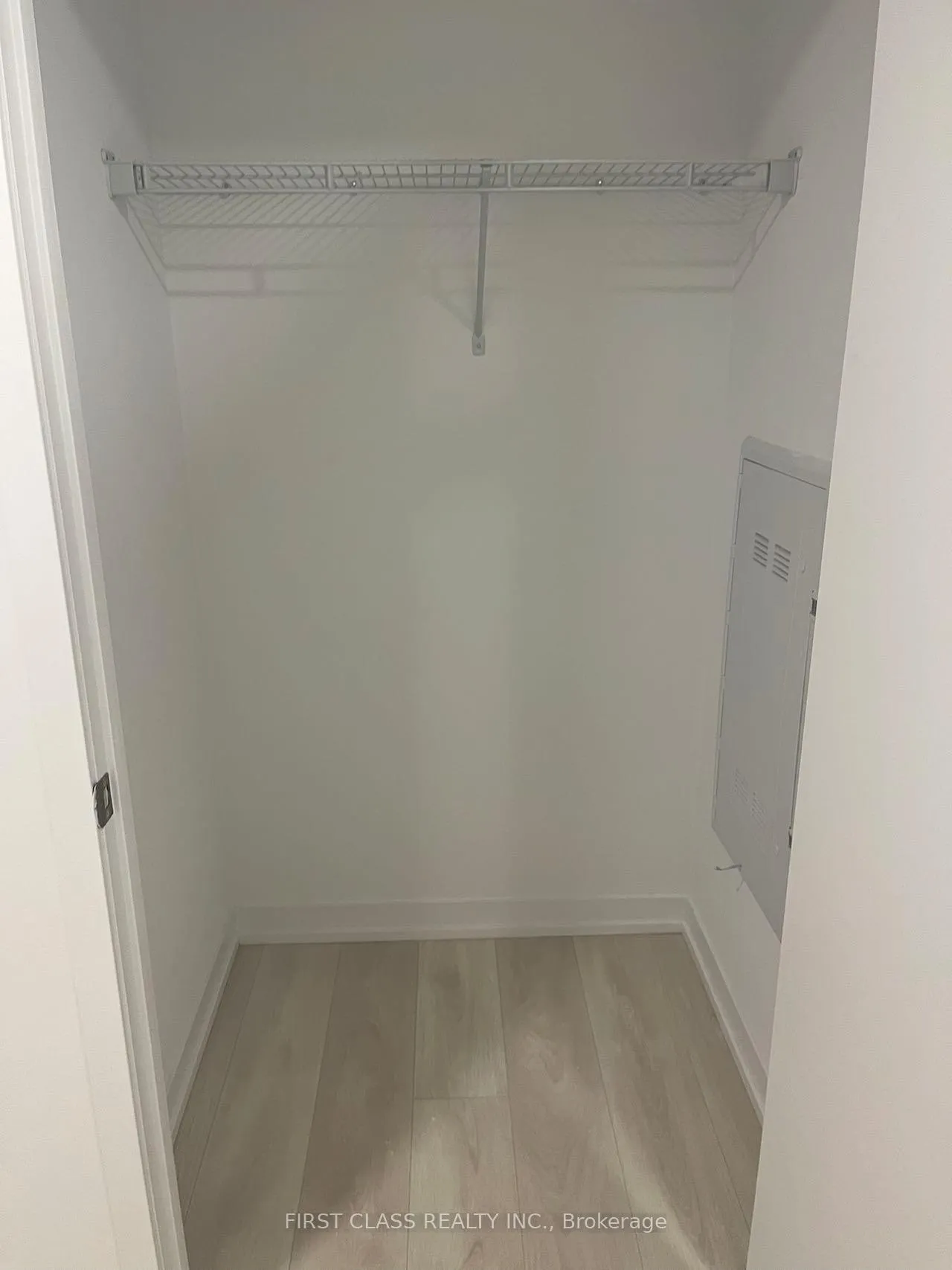 Photo 4 of Unit D-0233, 8 Beverley Glen Boulevard, Vaughan, Beverley Glen — HOMEH
