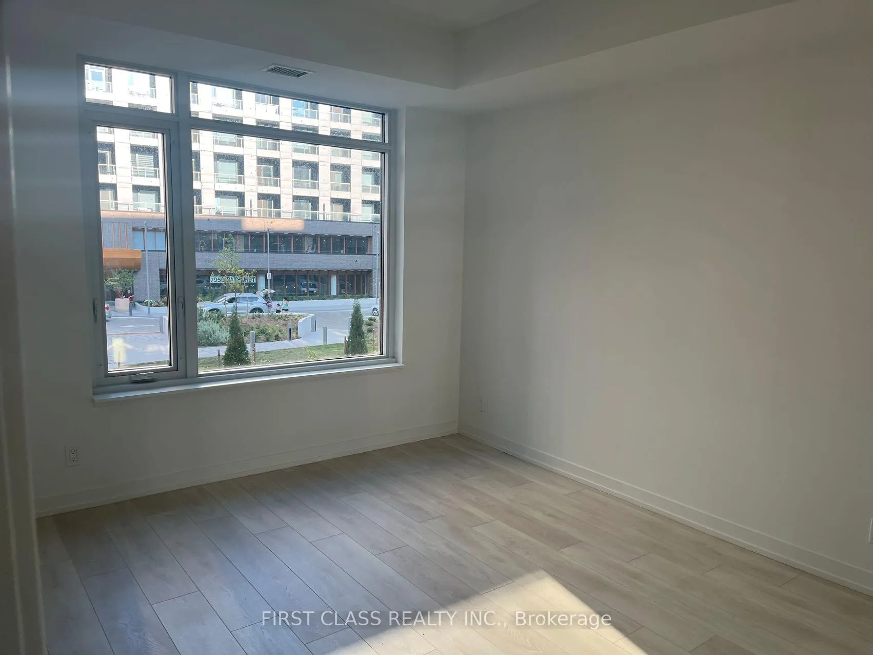 Photo 20 of Unit D-0233, 8 Beverley Glen Boulevard, Vaughan, Beverley Glen — HOMEH