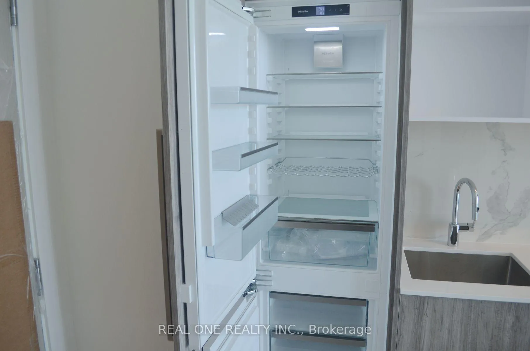 Photo 7 of Unit 6905, 138 Downes Street, Toronto, Waterfront Communities — HOMEH