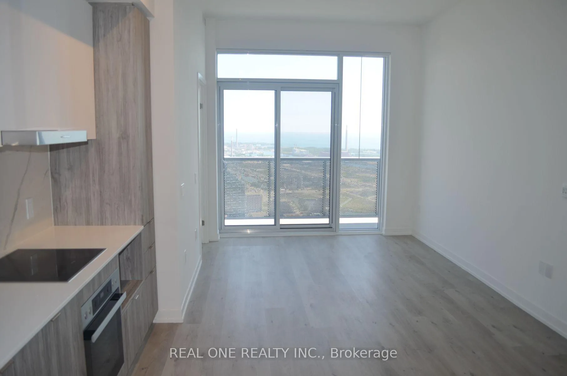 Photo 8 of Unit 6905, 138 Downes Street, Toronto, Waterfront Communities — HOMEH