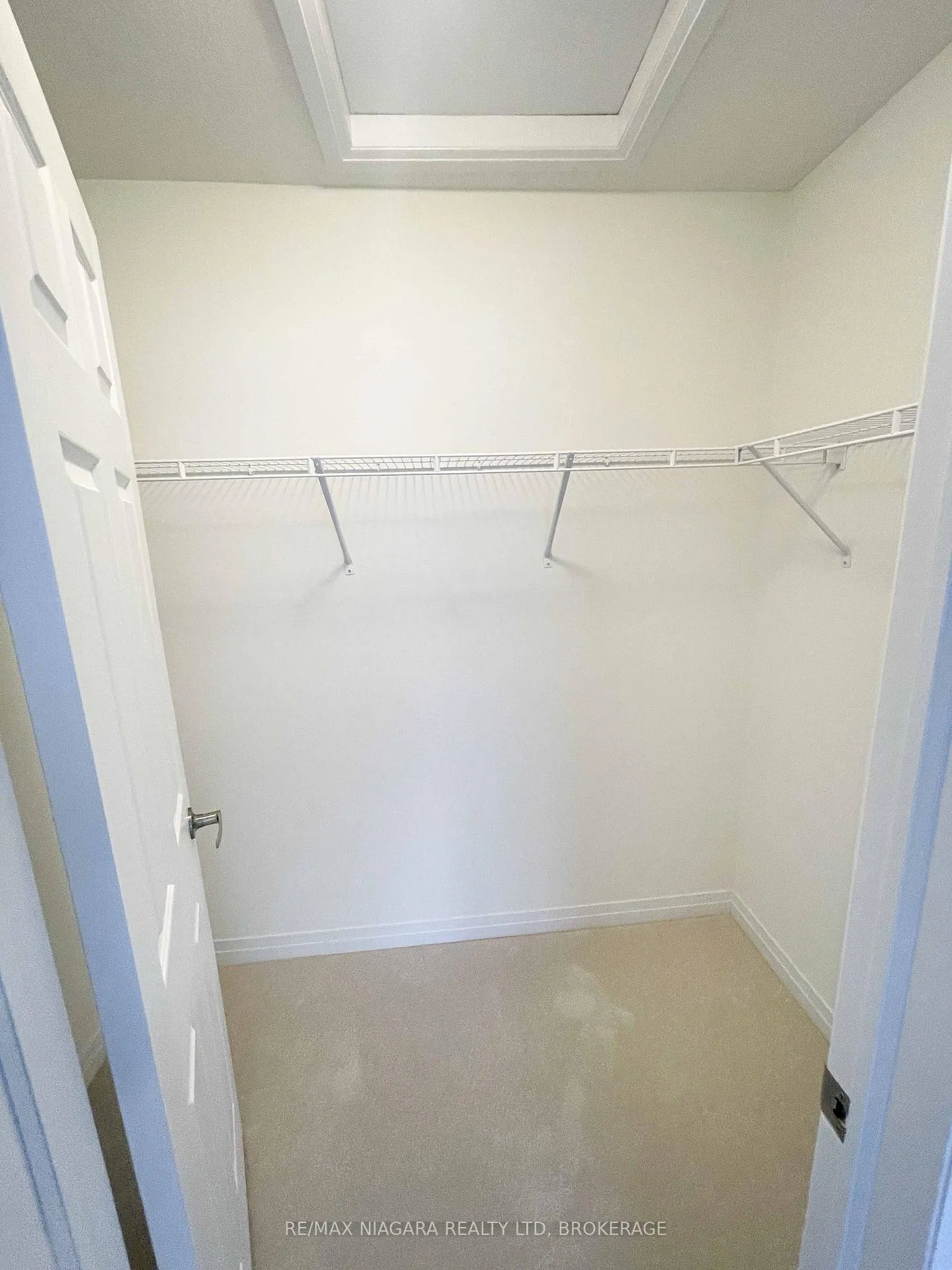 Photo 17 of Unit 20, 15 Peach Street, Thorold, Rolling Meadows — HOMEH