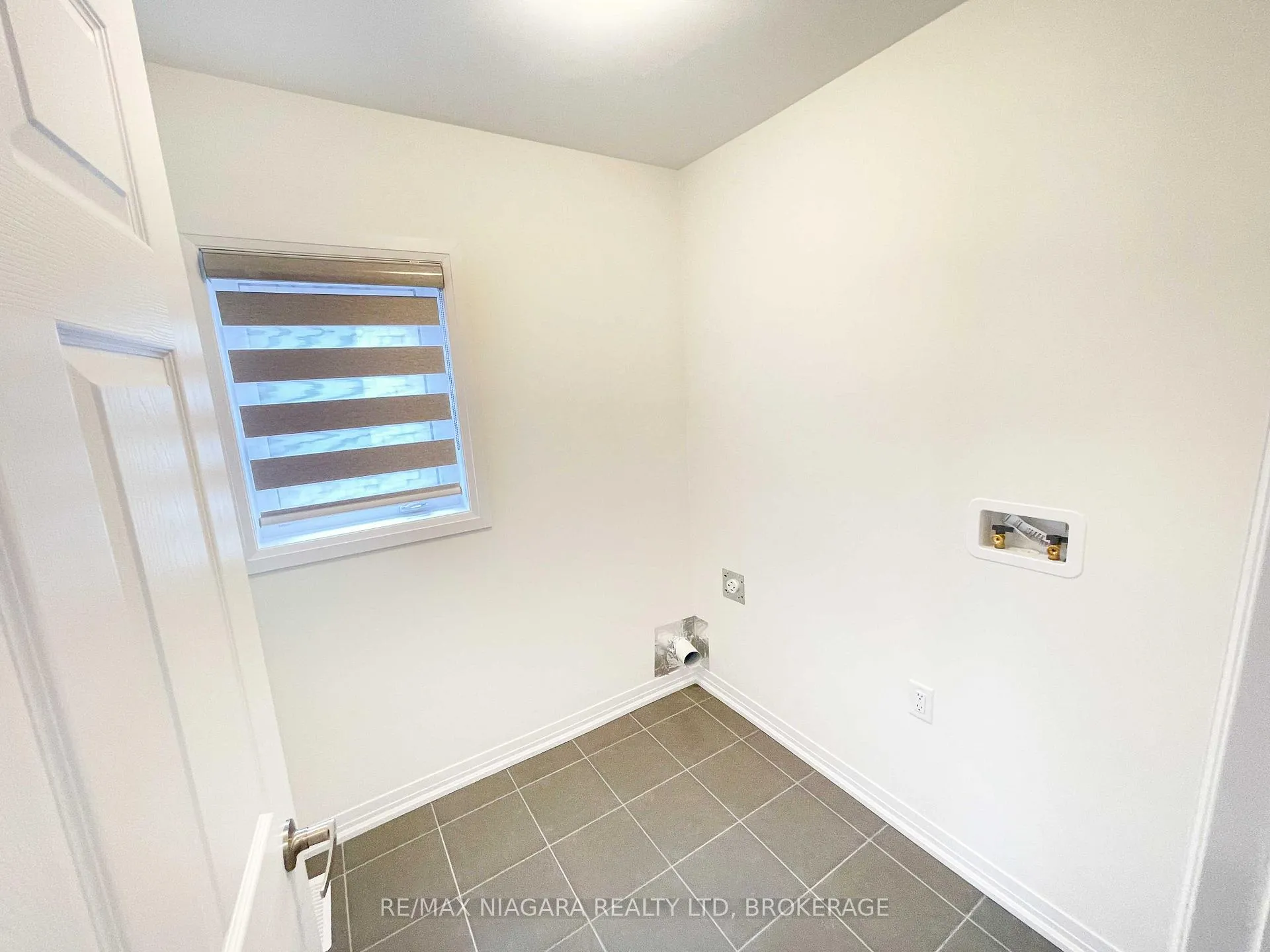 Photo 20 of Unit 20, 15 Peach Street, Thorold, Rolling Meadows — HOMEH