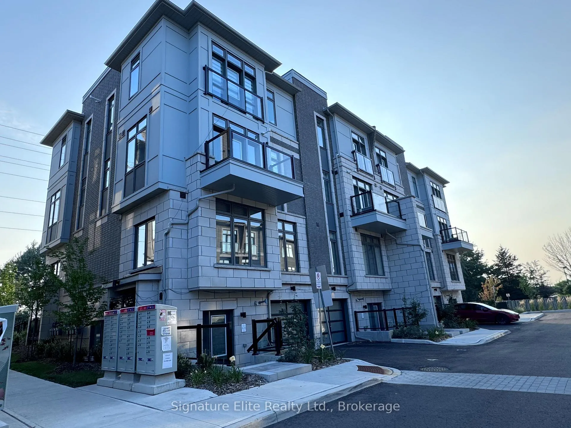 Photo 1 of Unit 115, 20 Halliford Place, Brampton, Goreway Drive Corridor — HOMEH
