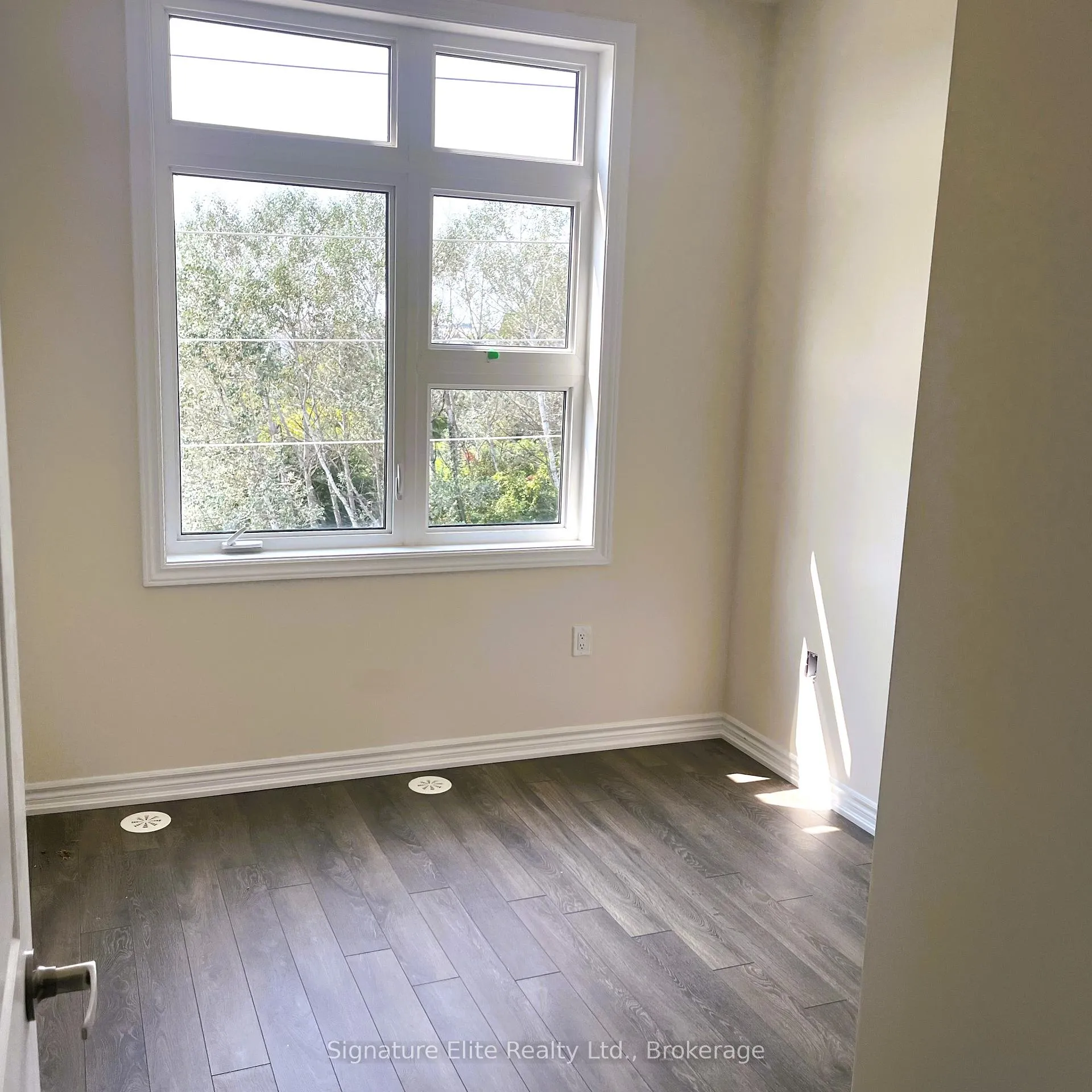 Photo 13 of Unit 115, 20 Halliford Place, Brampton, Goreway Drive Corridor — HOMEH