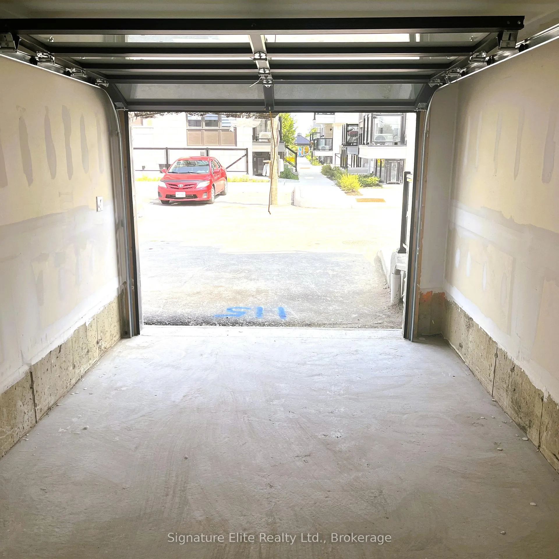 Photo 18 of Unit 115, 20 Halliford Place, Brampton, Goreway Drive Corridor — HOMEH