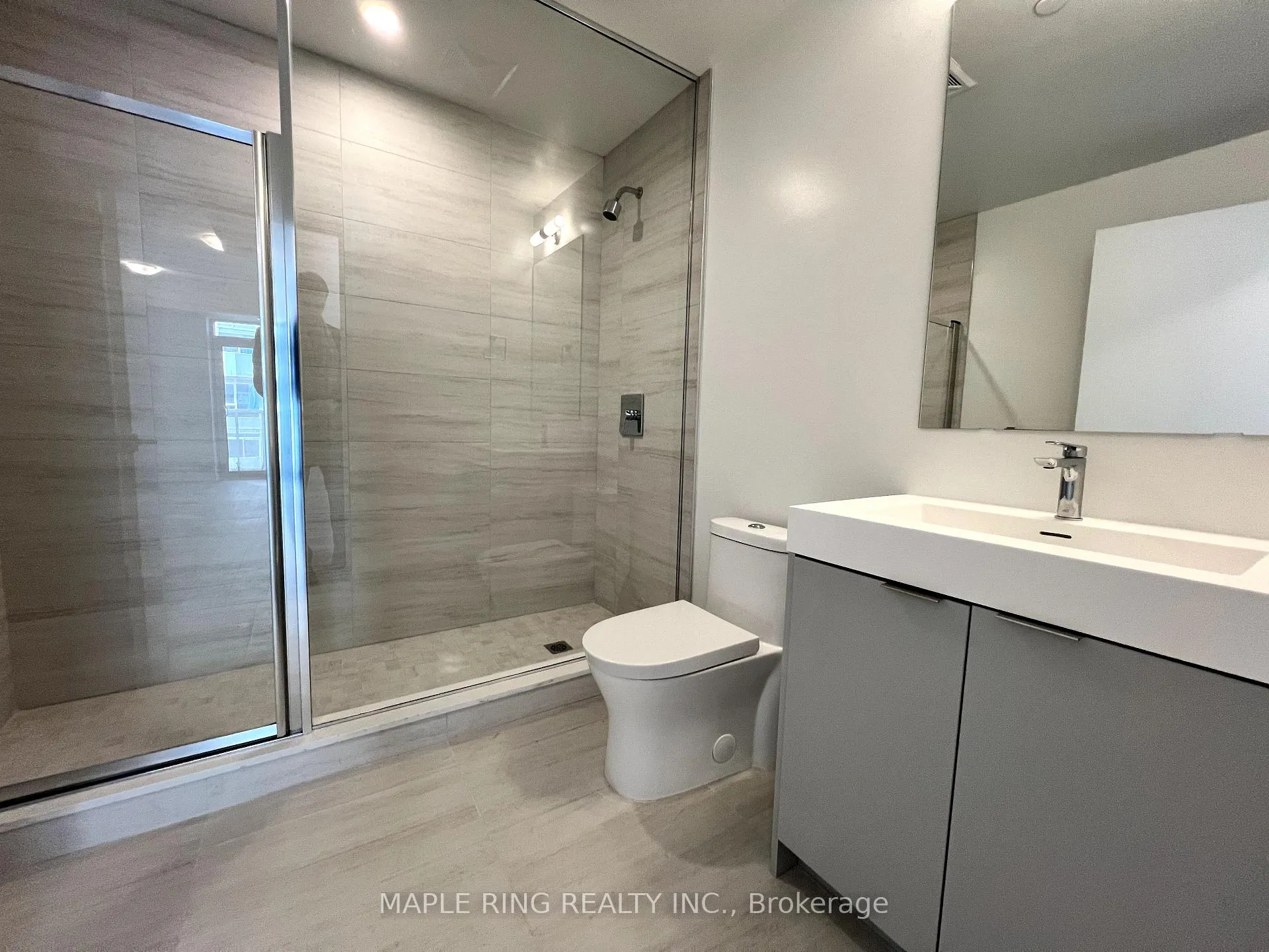 Photo 11 of Unit 915, 10 Abeja Street, Vaughan, Concord — HOMEH