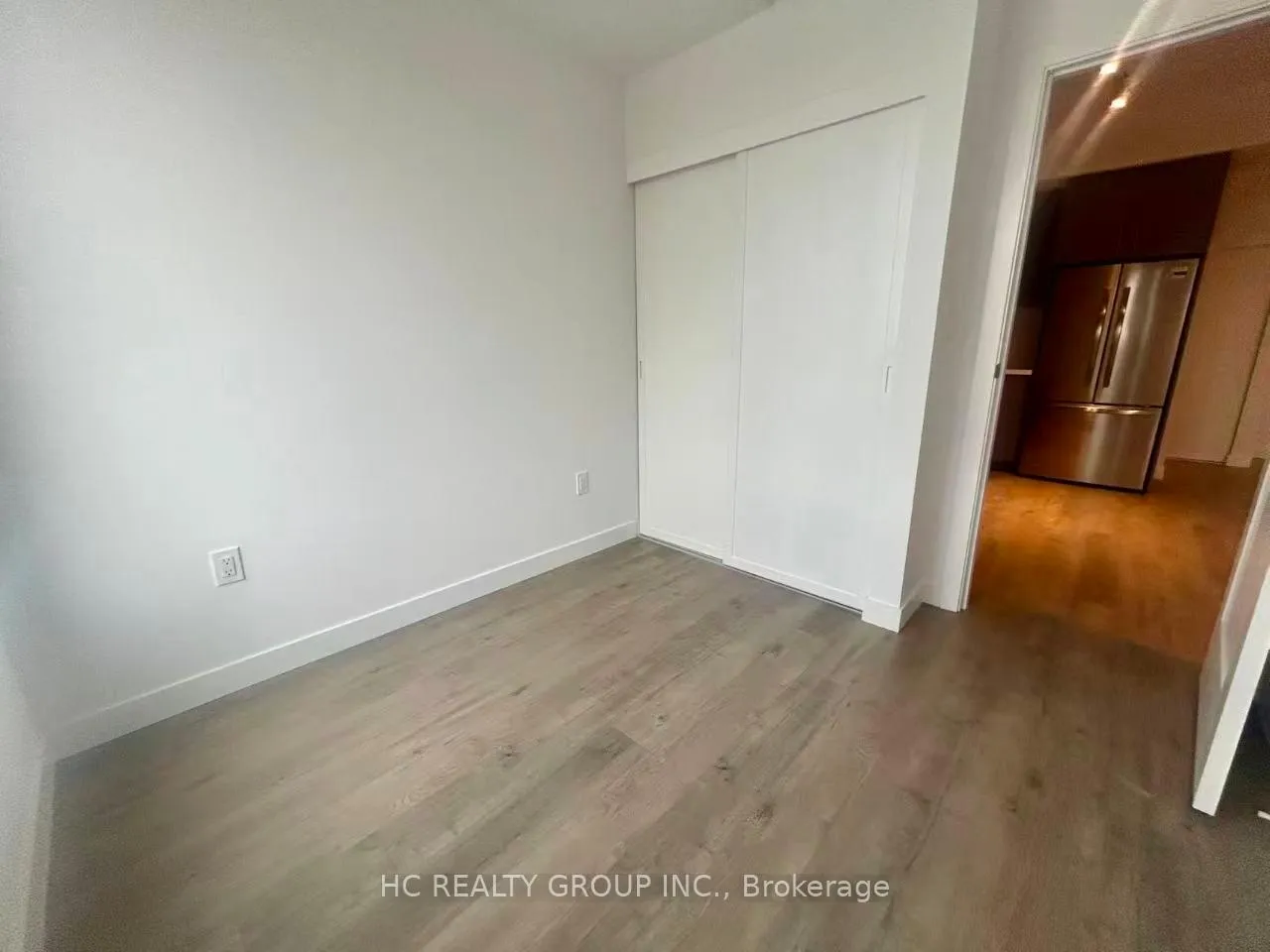 Photo 10 of Unit 517, 30 Markdale Lane, Markham, Middlefield — HOMEH