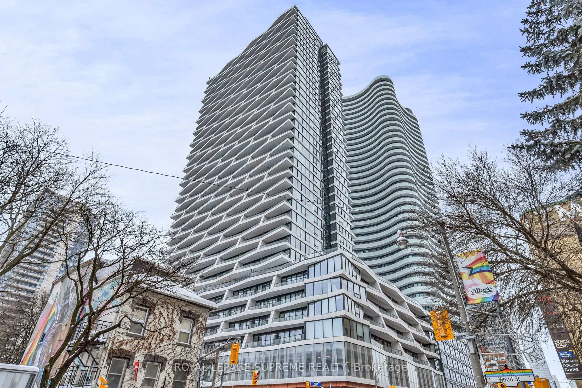 Front of Unit 1711, 85 Wood Street