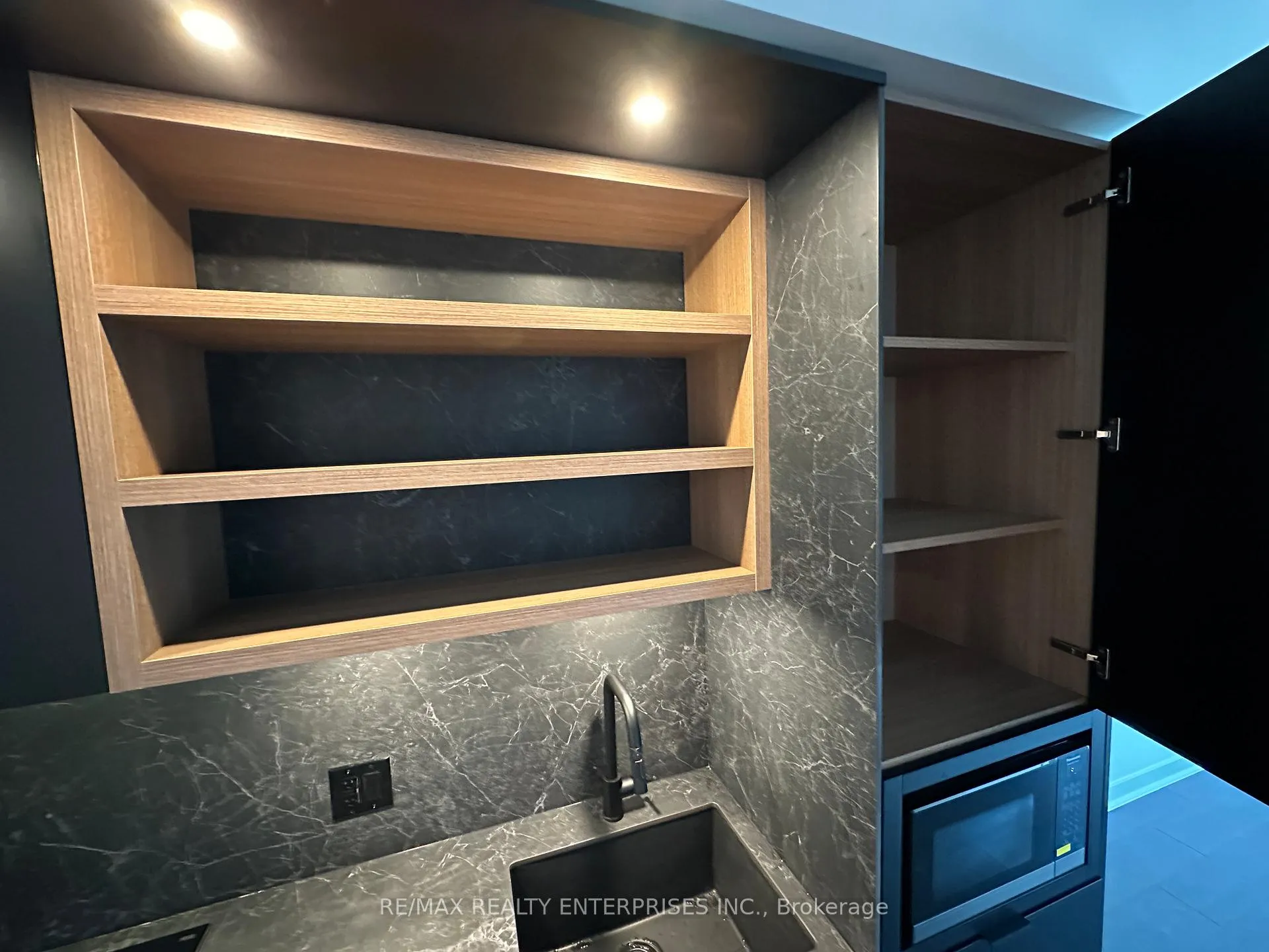 Photo 3 of Unit 4208, 55 Charles Street E, Toronto, Church-Yonge Corridor — HOMEH