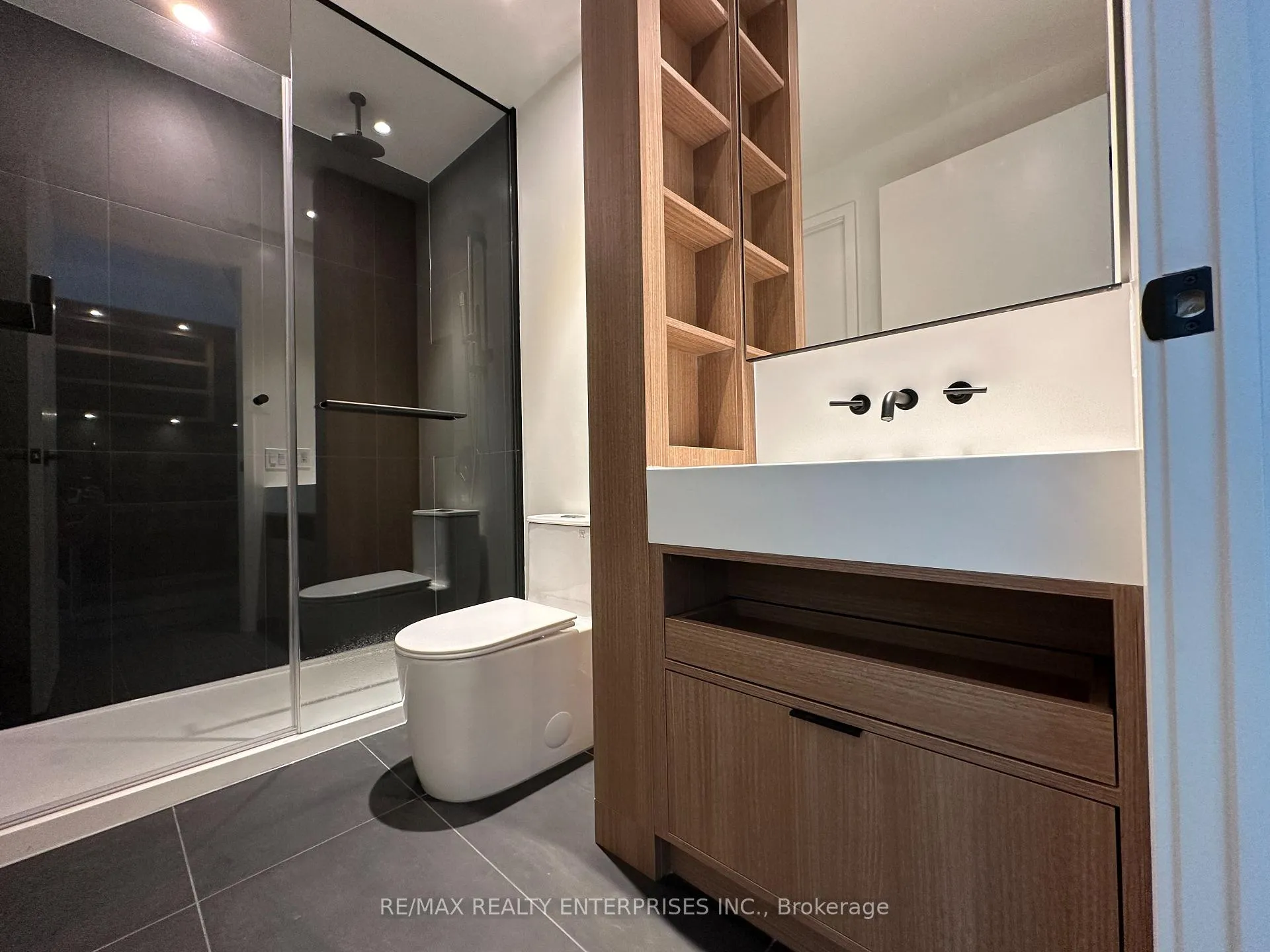 Photo 11 of Unit 4208, 55 Charles Street E, Toronto, Church-Yonge Corridor — HOMEH
