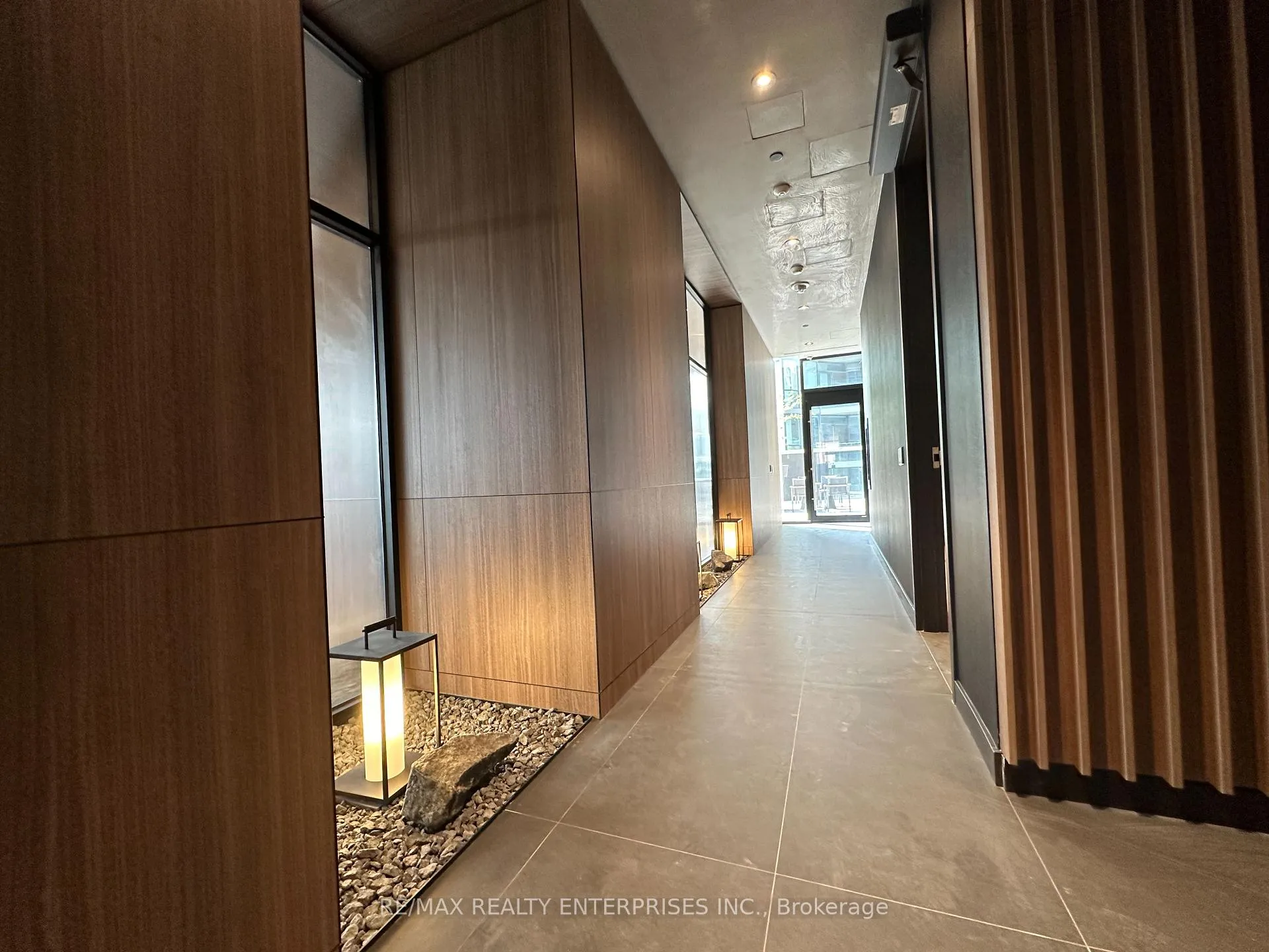 Photo 14 of Unit 4208, 55 Charles Street E, Toronto, Church-Yonge Corridor — HOMEH
