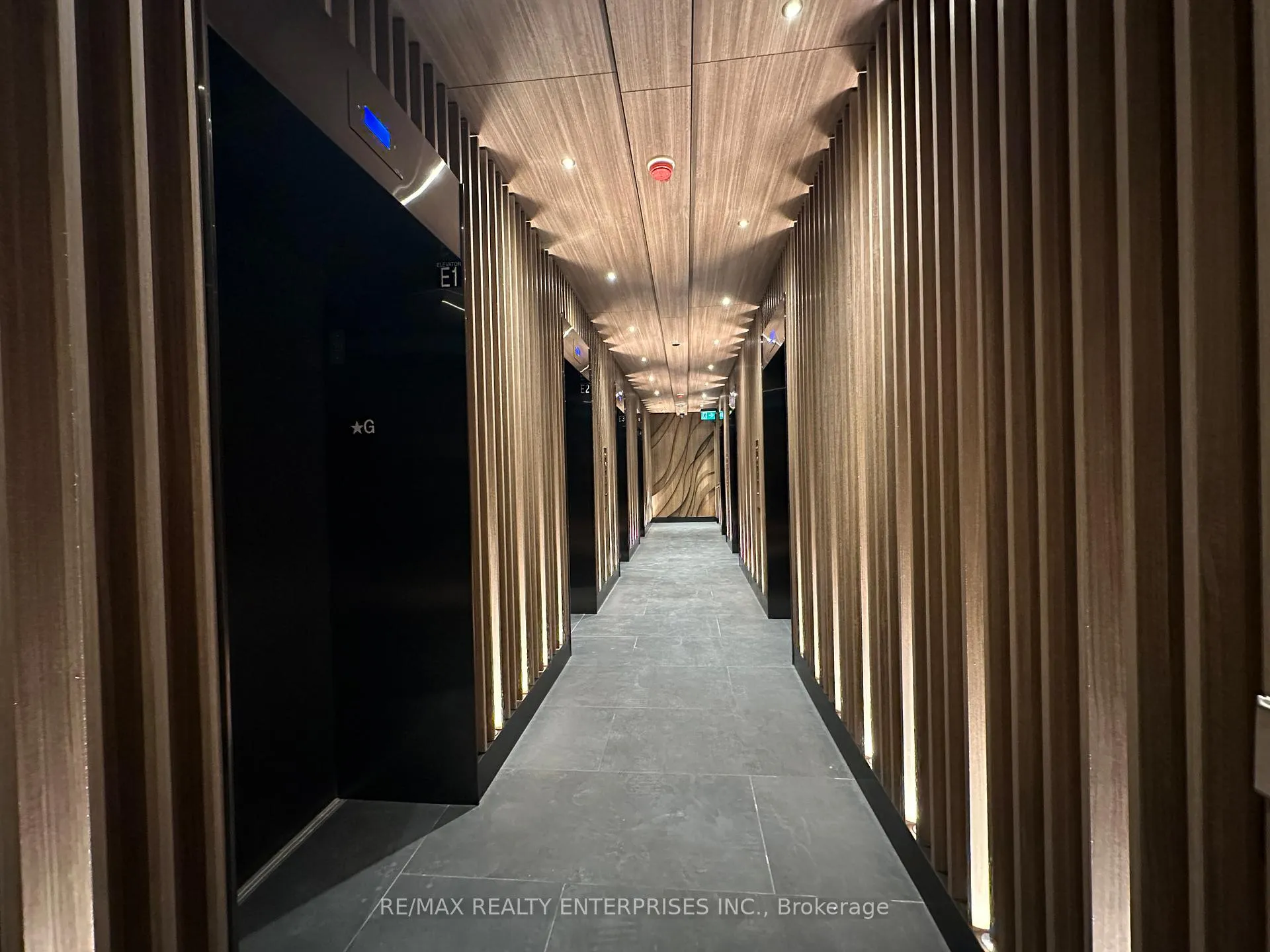 Photo 15 of Unit 4208, 55 Charles Street E, Toronto, Church-Yonge Corridor — HOMEH