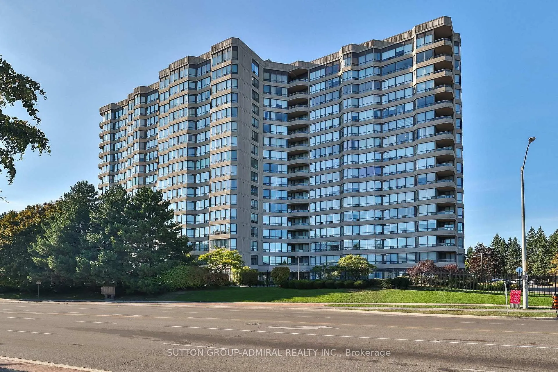 Photo 1 of Unit 308, 7420 Bathurst Street, Vaughan, Brownridge — HOMEH