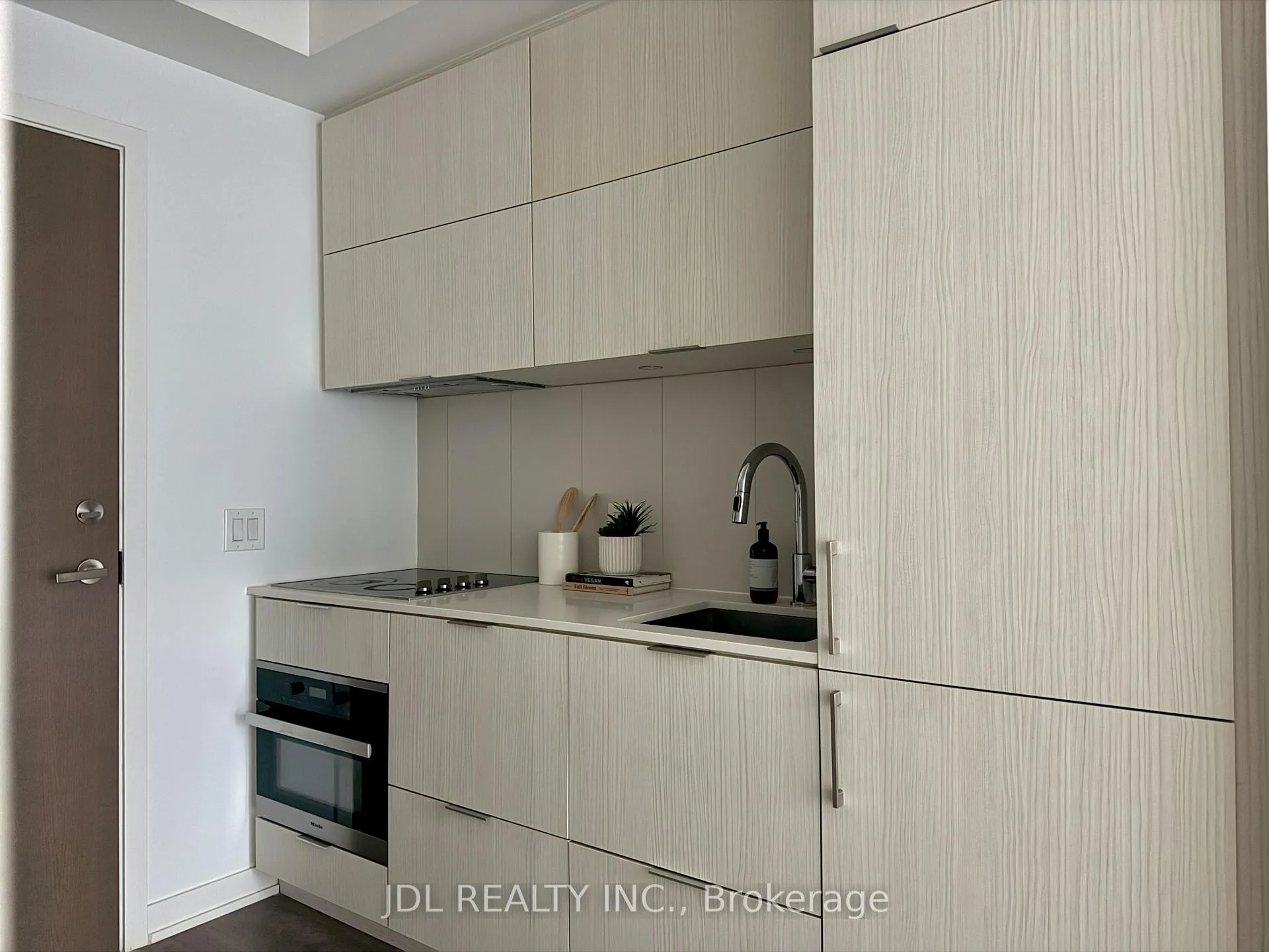 Photo 4 of Unit 409, 20 richardson Street, Toronto, Waterfront Communities — HOMEH