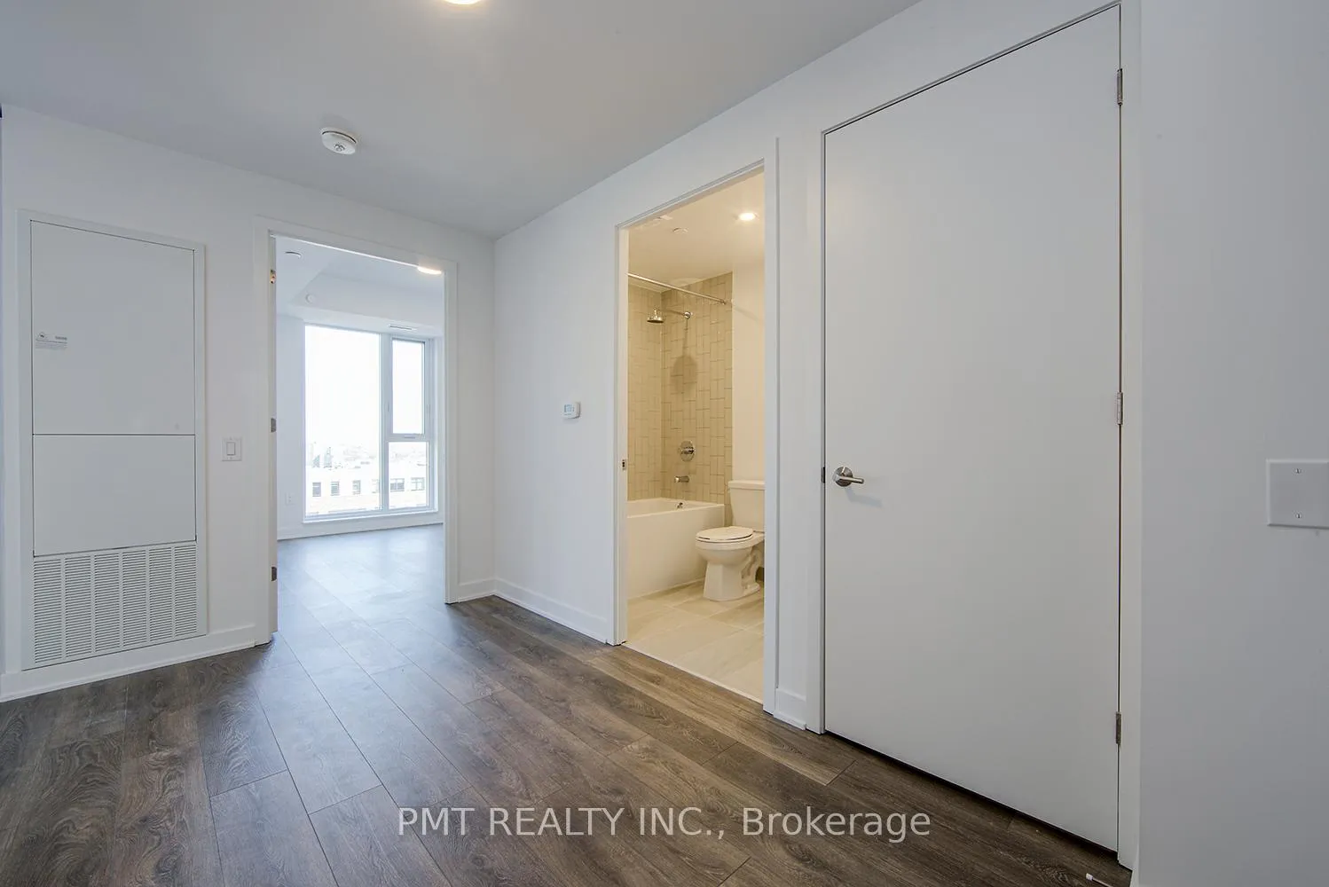 Photo 18 of Unit 809, 130 River Street, Toronto, Regent Park — HOMEH
