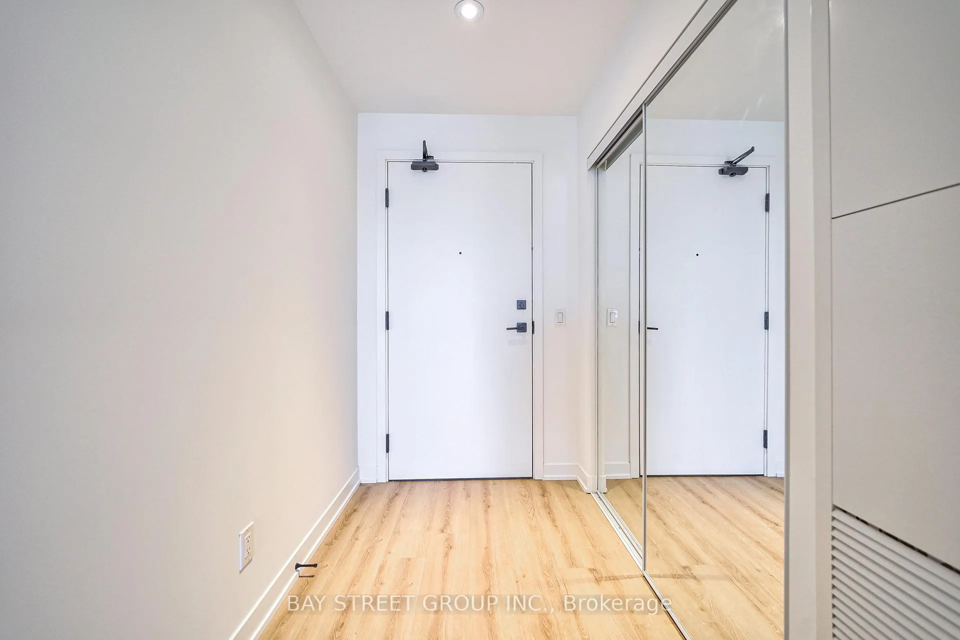 Photo 10 of Unit 2610, 319 Jarvis Street, Toronto, Church-Yonge Corridor — HOMEH
