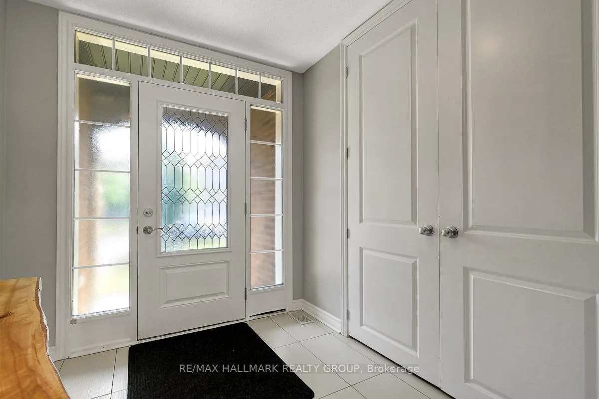 Photo 7 of 78 Russet Terrace, Ottawa, Barrhaven - Half Moon Bay — HOMEH