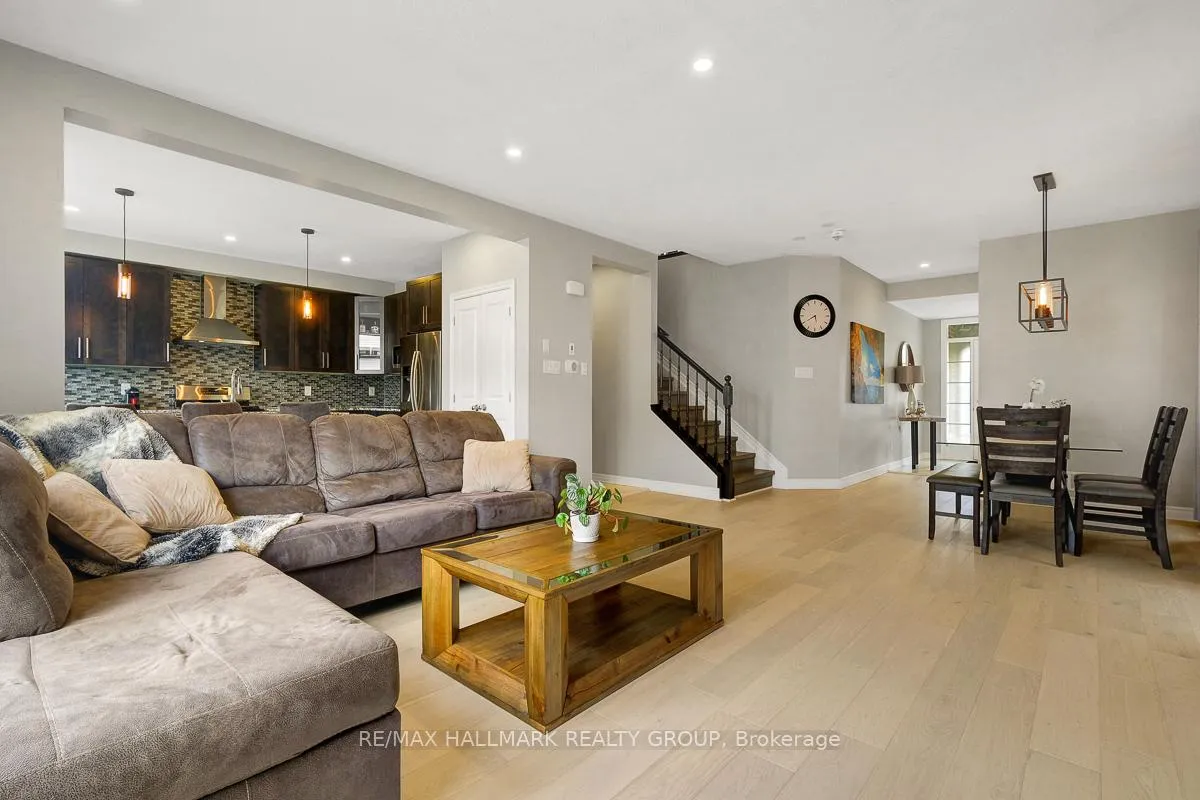 Photo 12 of 78 Russet Terrace, Ottawa, Barrhaven - Half Moon Bay — HOMEH