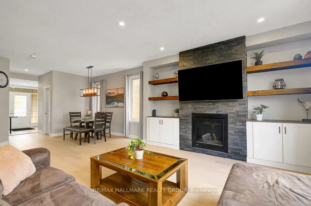 Photo 13 of 78 Russet Terrace, Ottawa, Barrhaven - Half Moon Bay — HOMEH