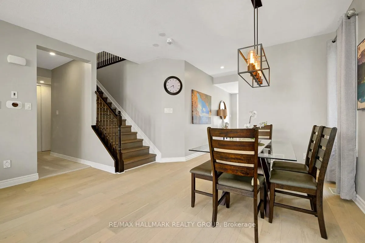 Photo 17 of 78 Russet Terrace, Ottawa, Barrhaven - Half Moon Bay — HOMEH