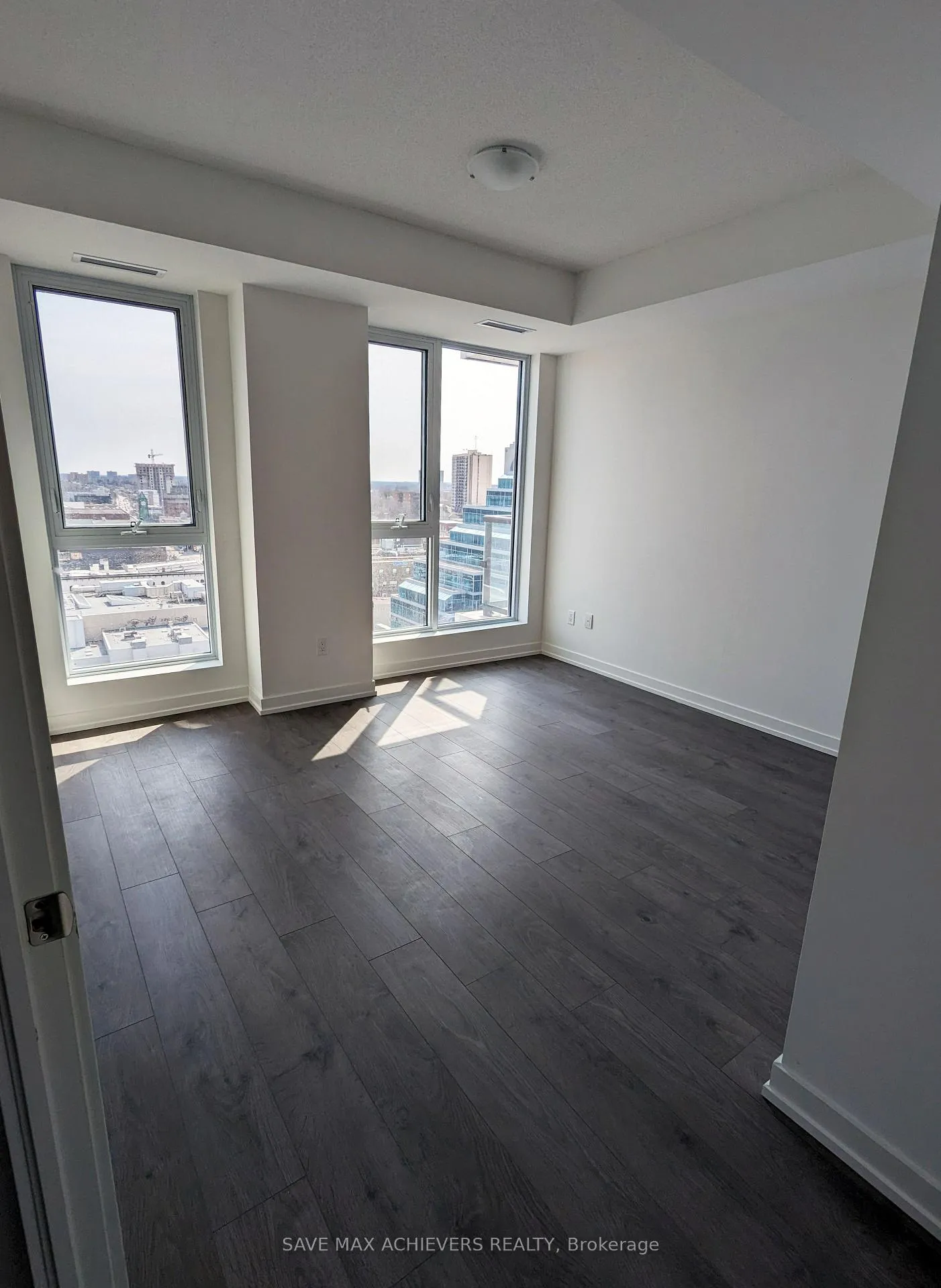 Photo 8 of Unit 1207, 55 Duke Street W, Kitchener — HOMEH
