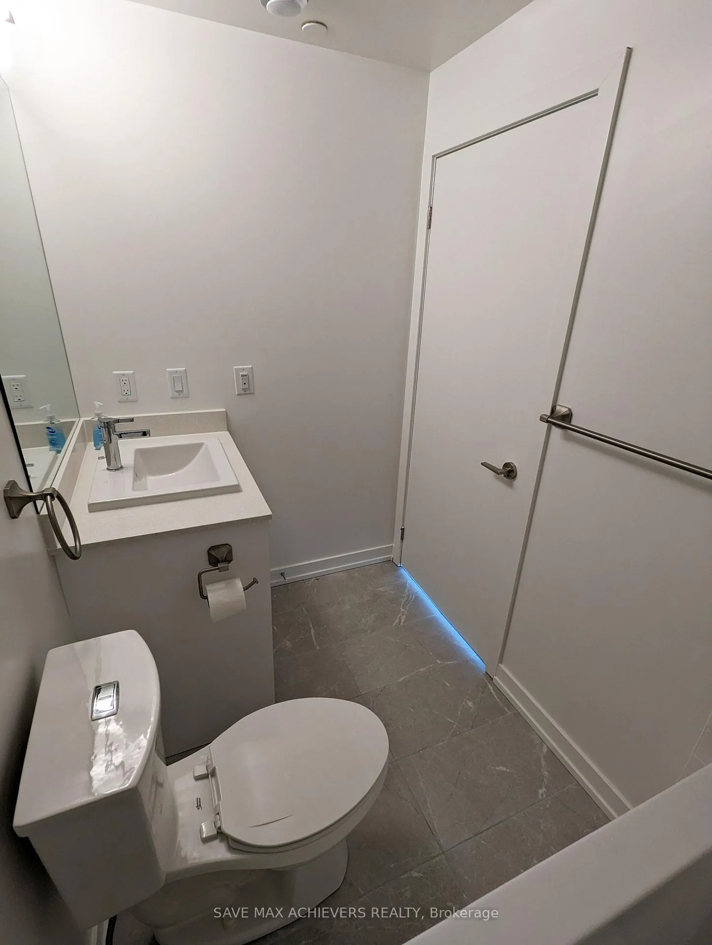 Photo 11 of Unit 1207, 55 Duke Street W, Kitchener — HOMEH