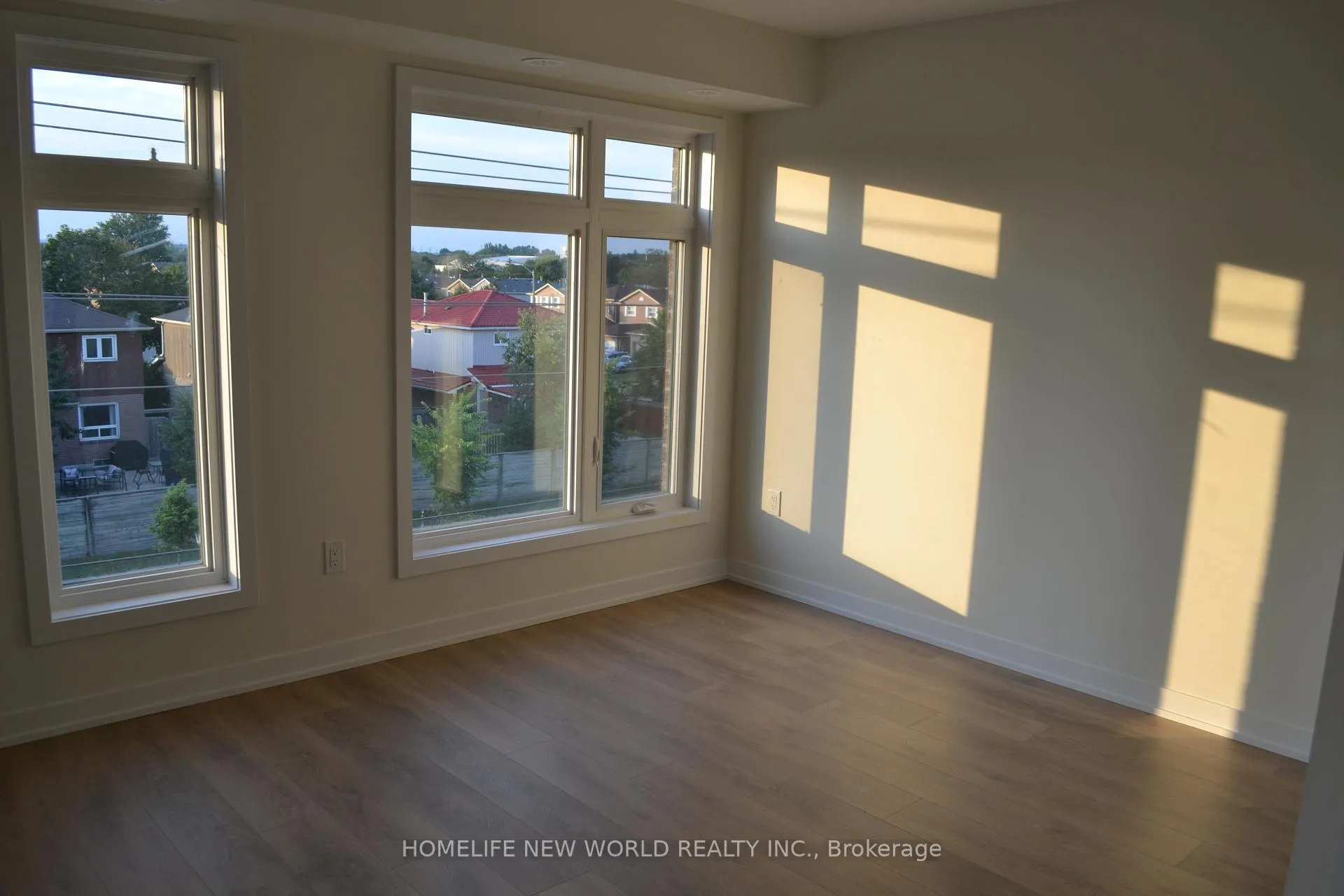 Photo 9 of Unit B2-1106, 1856 Notion Road, Pickering, Village East — HOMEH