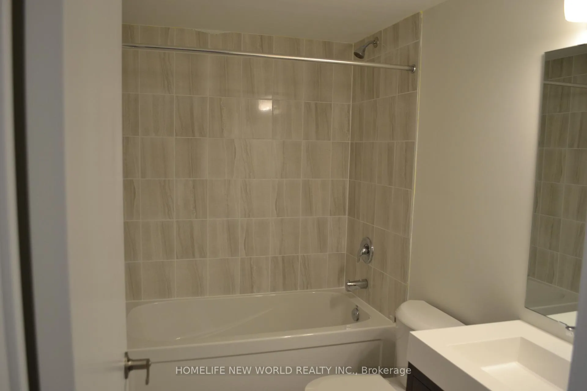 Photo 14 of Unit B2-1106, 1856 Notion Road, Pickering, Village East — HOMEH