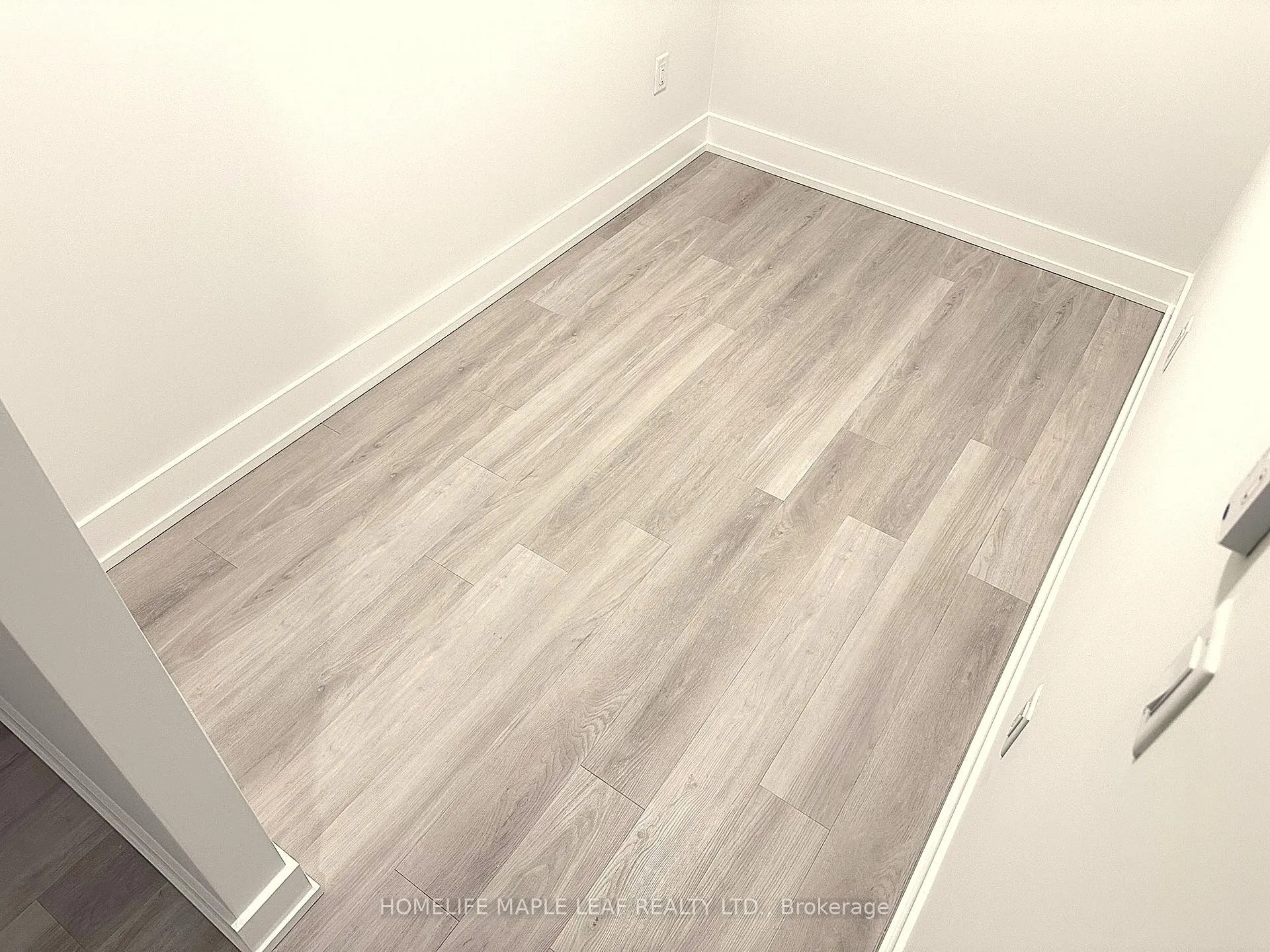 Photo 8 of Unit # 121, 1100 Lackner Place, Kitchener — HOMEH
