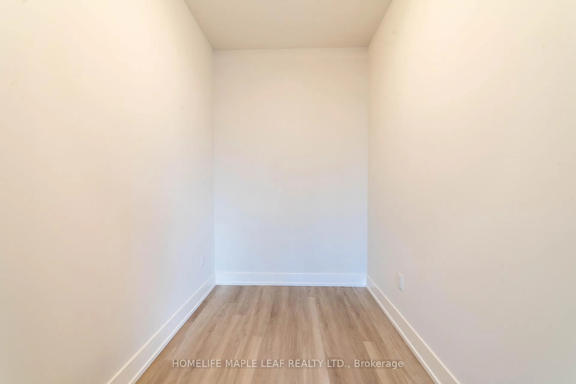 Photo 9 of Unit # 121, 1100 Lackner Place, Kitchener — HOMEH