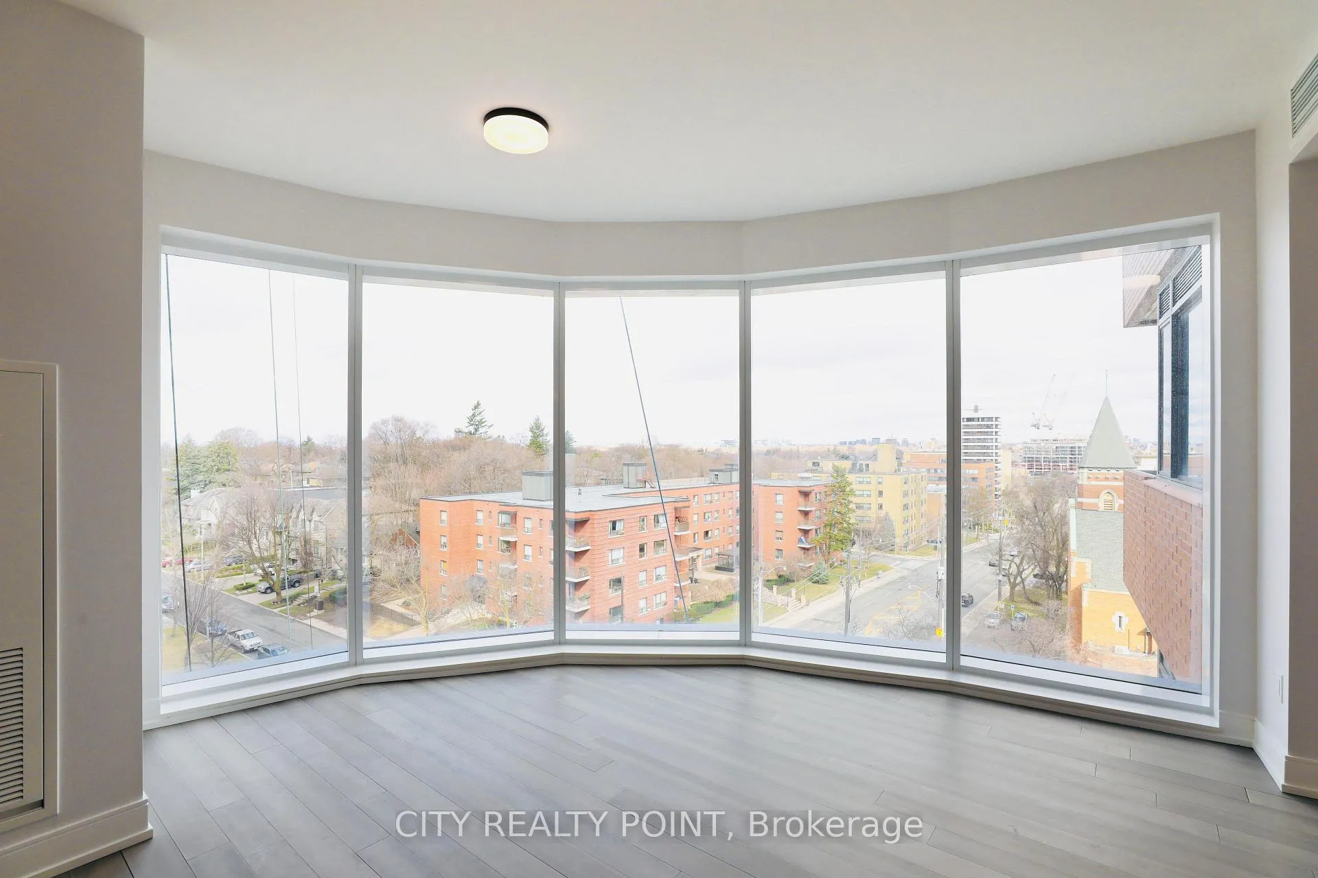 Photo 6 of Unit 306, 2525 Bathurst Street, Toronto, Forest Hill North — HOMEH