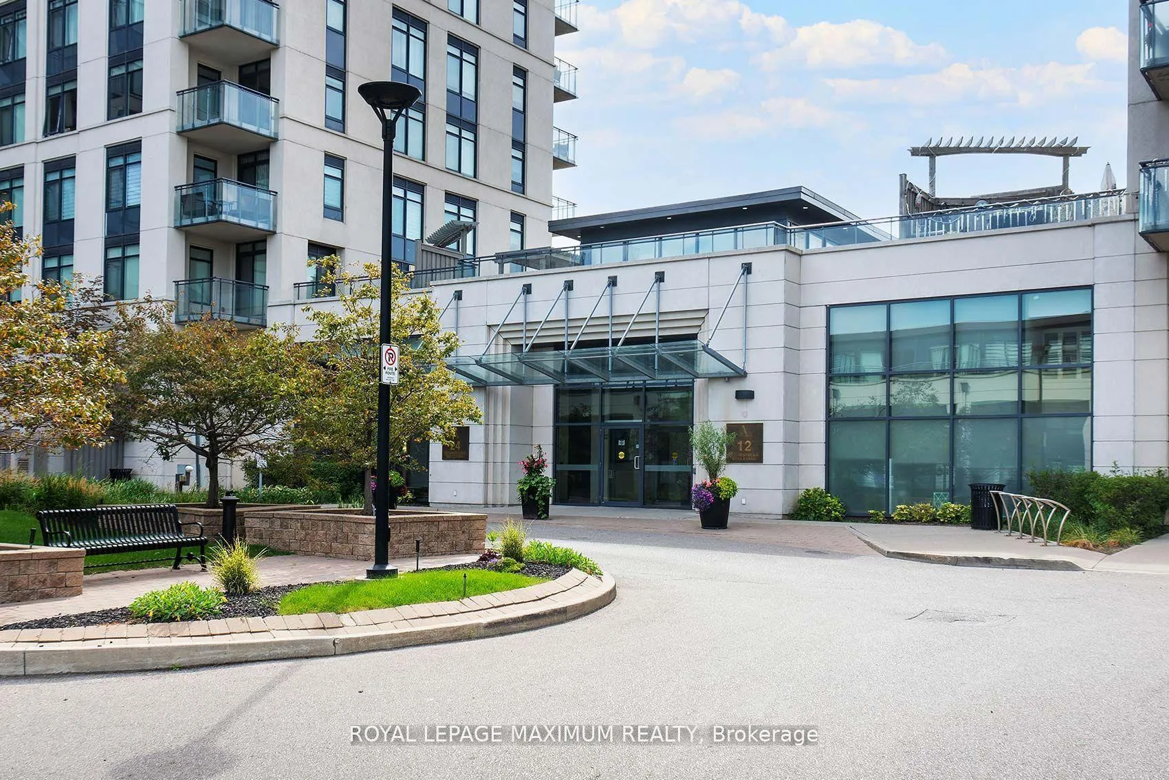 Photo 2 of Unit 312, 12 Woodstream Boulevard, Vaughan, Vaughan Grove — HOMEH
