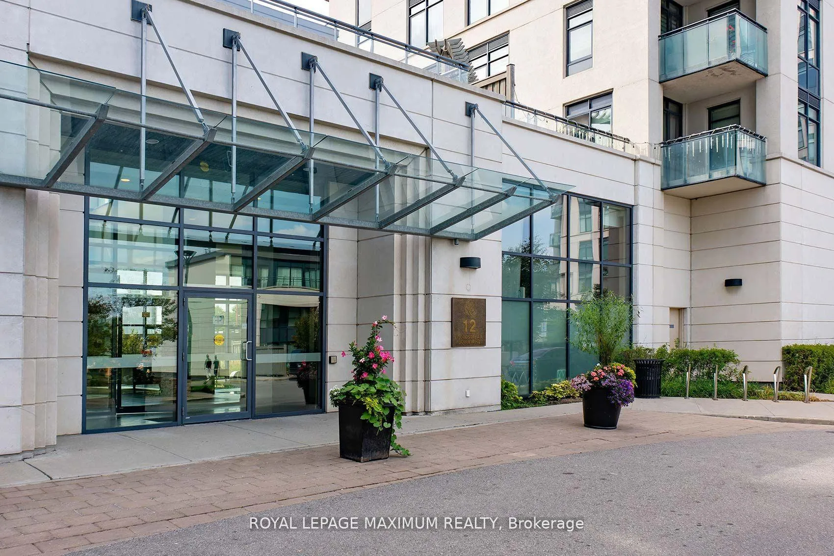 Photo 3 of Unit 312, 12 Woodstream Boulevard, Vaughan, Vaughan Grove — HOMEH