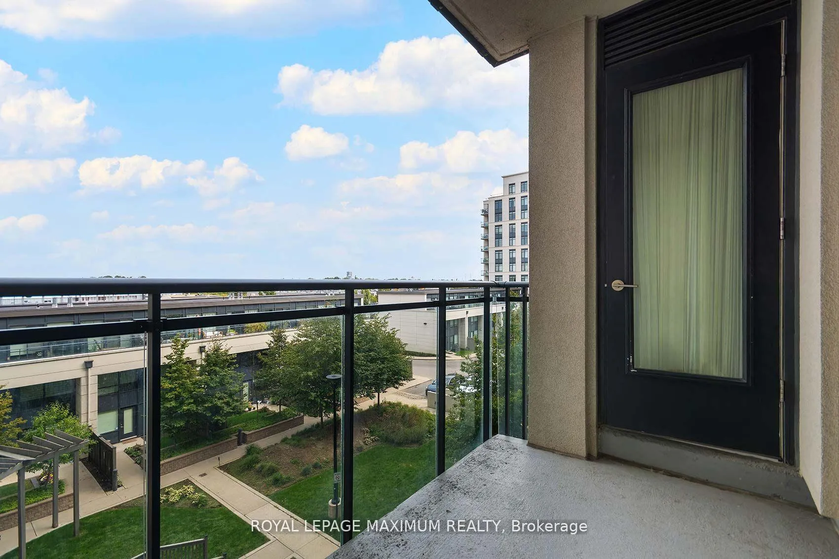 Photo 12 of Unit 312, 12 Woodstream Boulevard, Vaughan, Vaughan Grove — HOMEH