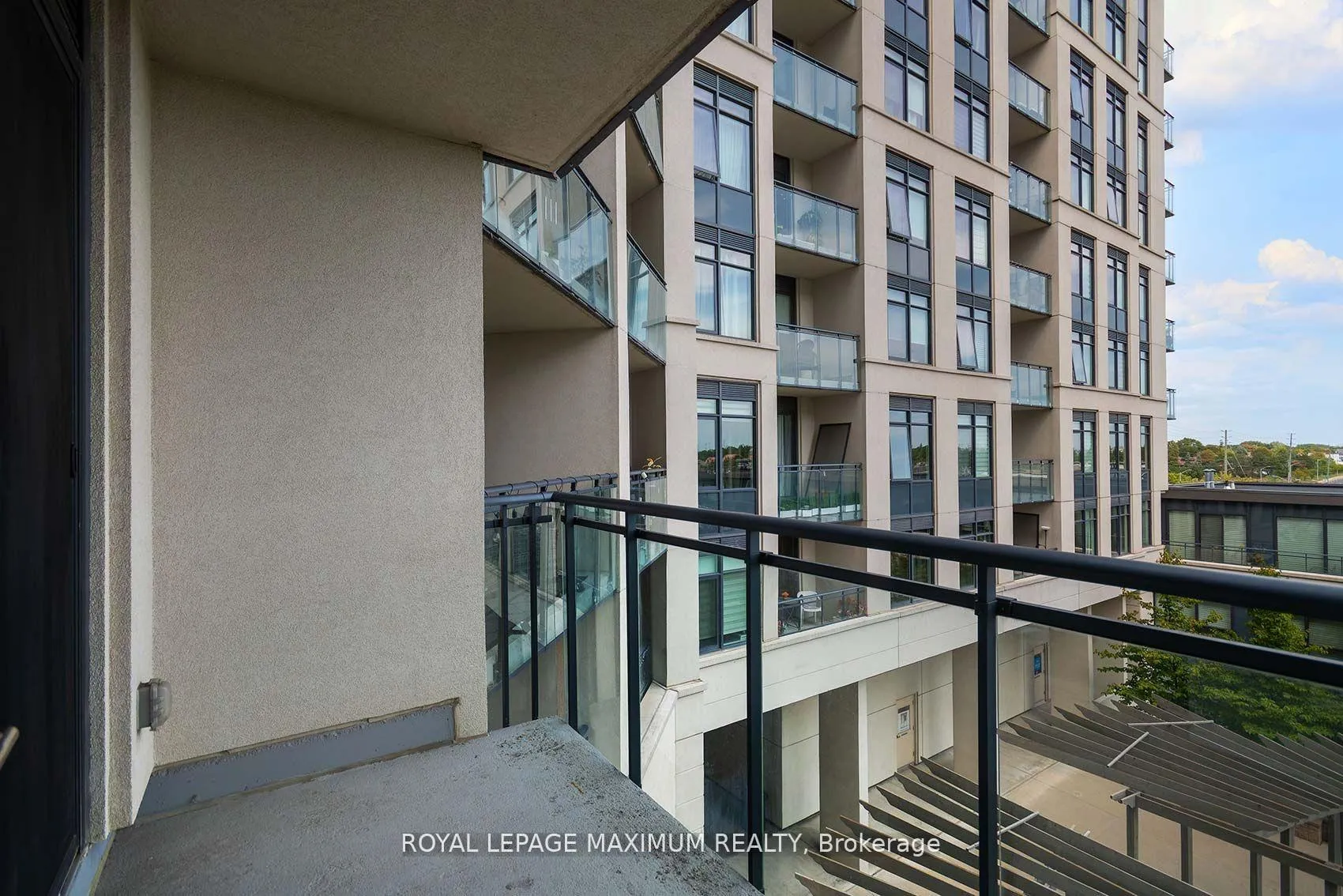 Photo 13 of Unit 312, 12 Woodstream Boulevard, Vaughan, Vaughan Grove — HOMEH
