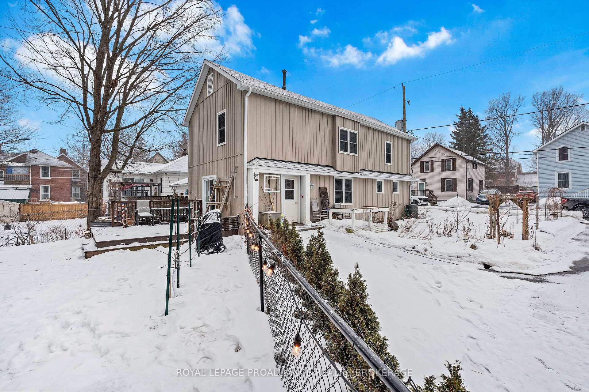 Photo 5 of 41 Hickory Street, Gananoque — HOMEH