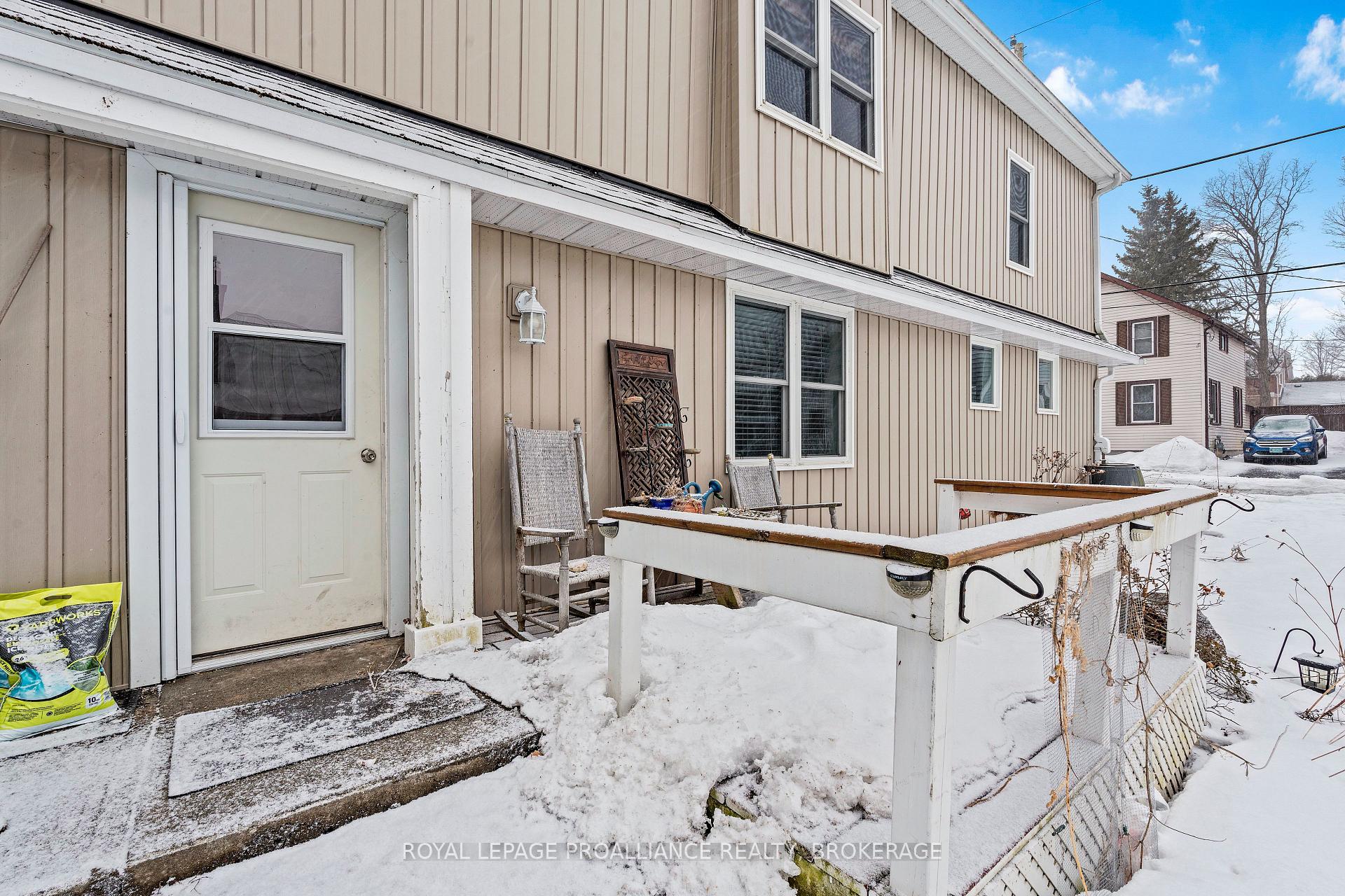 Photo 7 of 41 Hickory Street, Gananoque — HOMEH