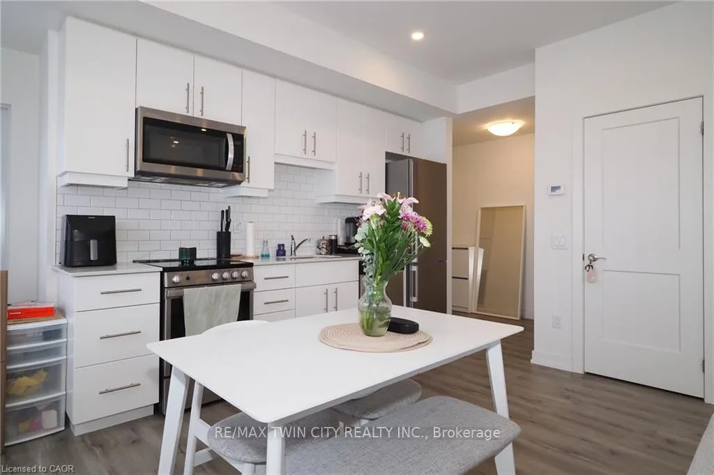 Photo 10 of Unit 415, 247 Northfield Drive E, Waterloo — HOMEH