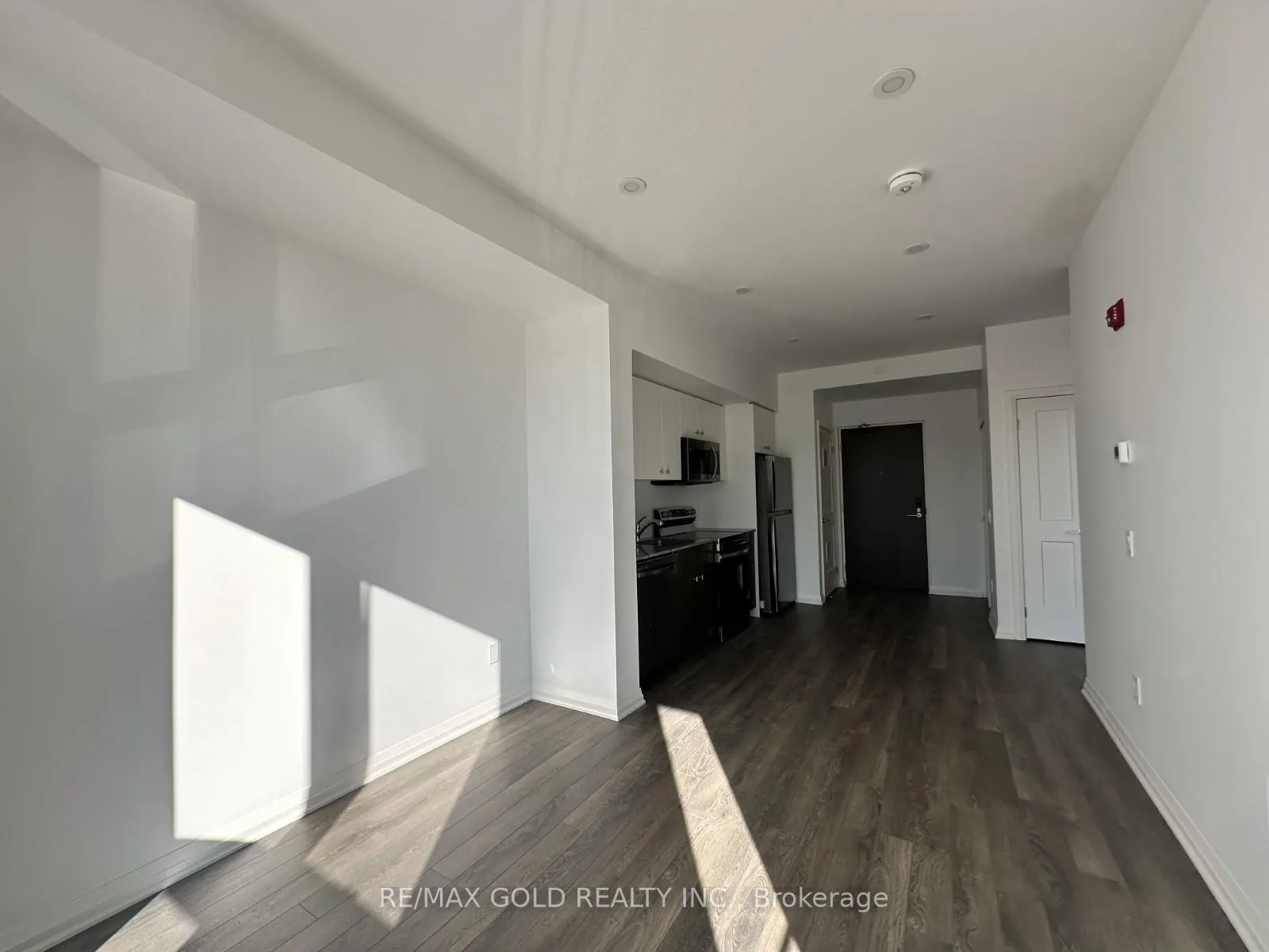 Photo 11 of Unit 217, 101 Golden Eagle Road, Waterloo — HOMEH