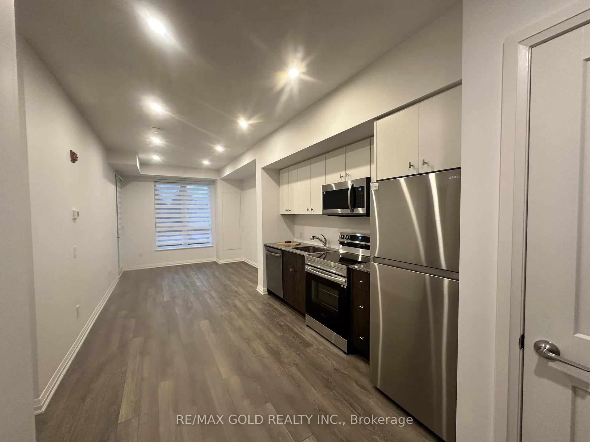 Photo 13 of Unit 217, 101 Golden Eagle Road, Waterloo — HOMEH