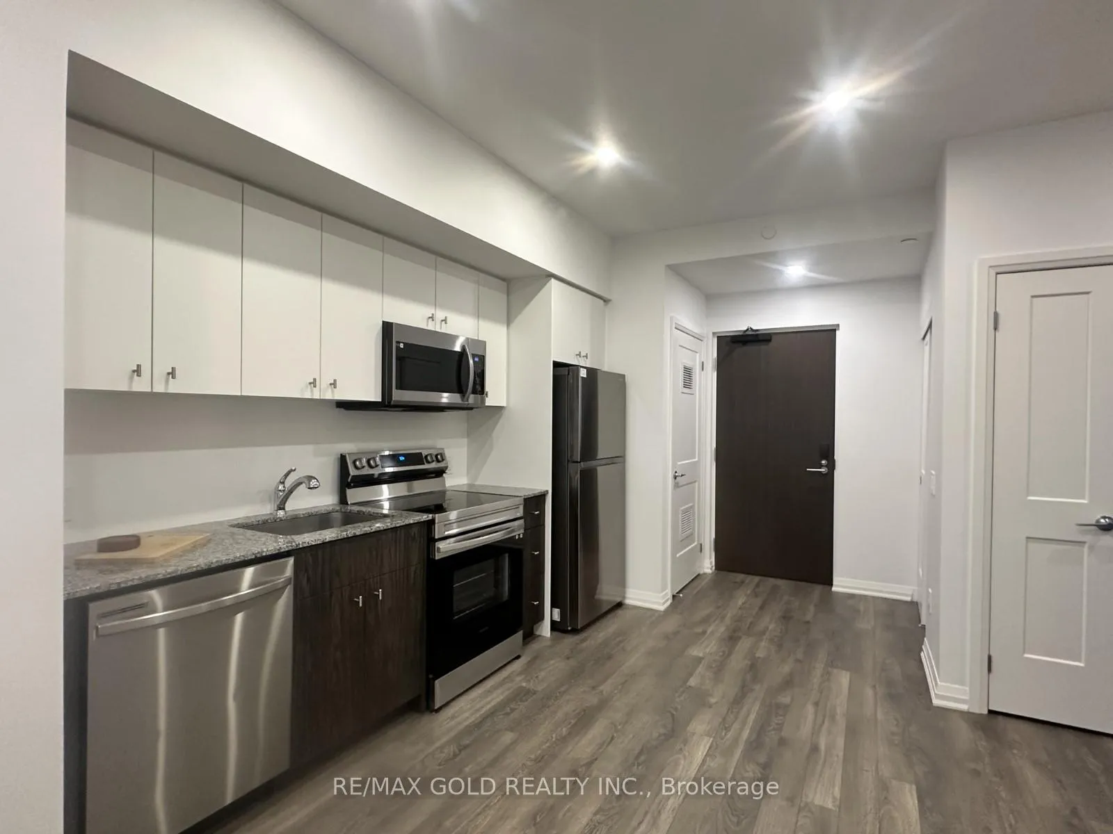 Photo 14 of Unit 217, 101 Golden Eagle Road, Waterloo — HOMEH