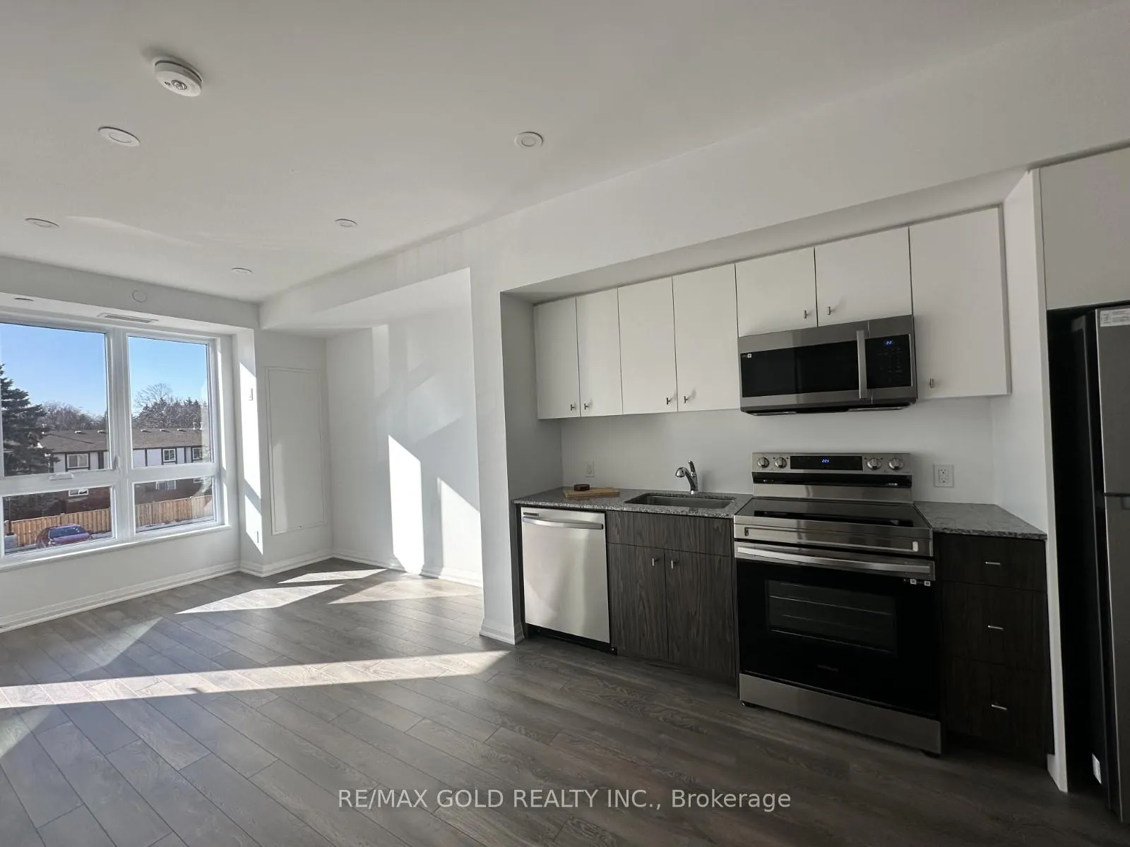 Photo 16 of Unit 217, 101 Golden Eagle Road, Waterloo — HOMEH
