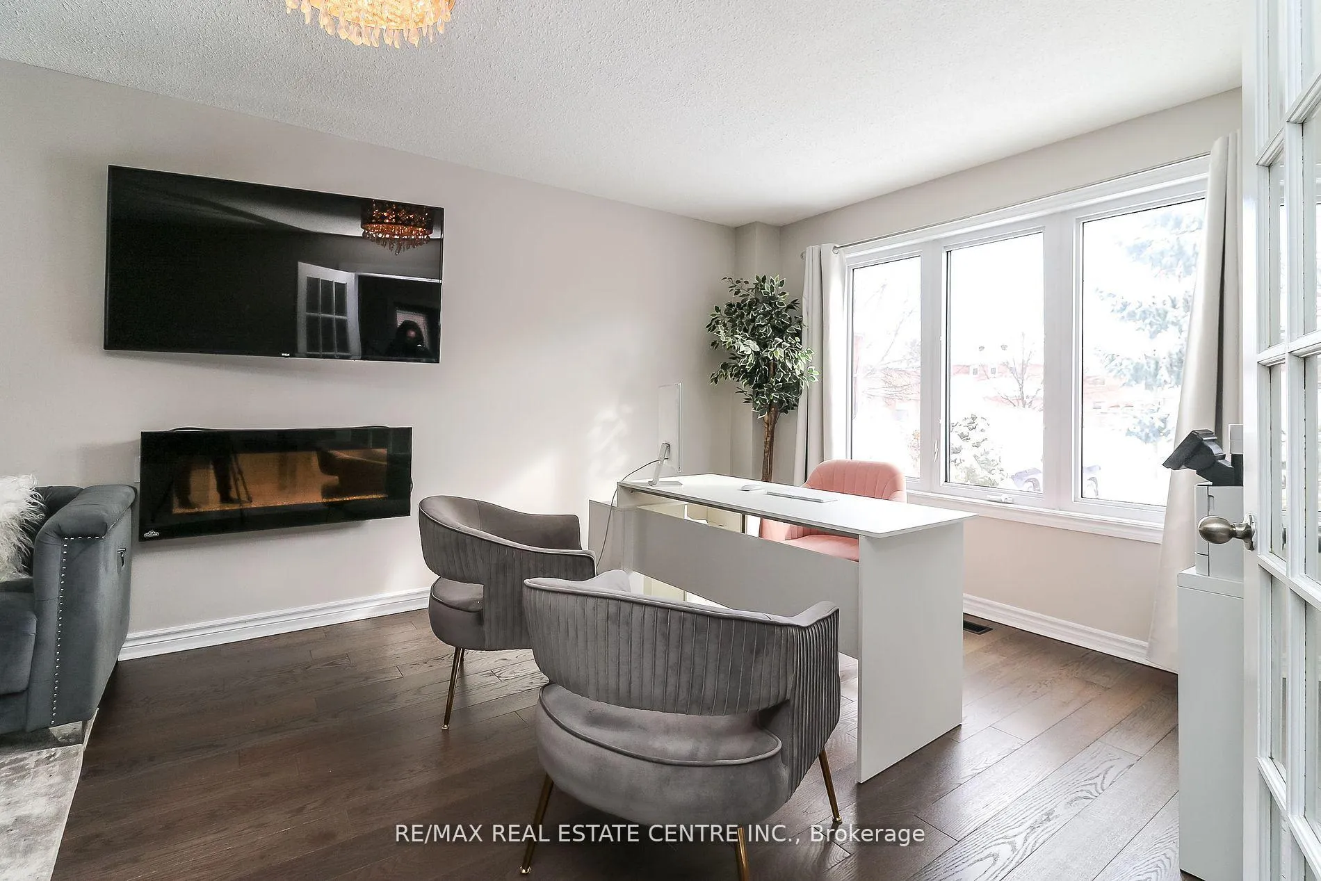 Photo 9 of 22 Meadowlark Road, Barrie, Cundles East — HOMEH