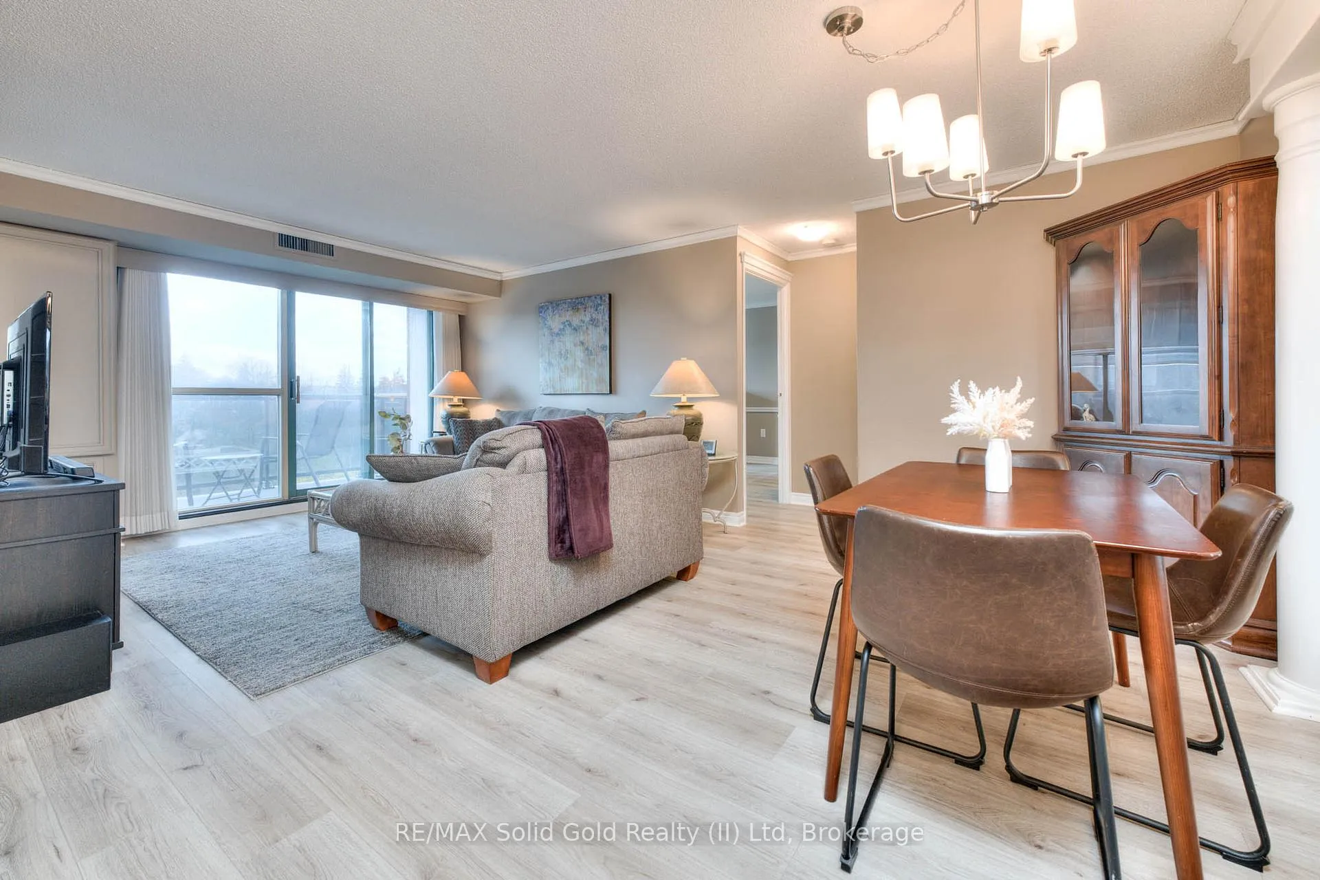 Photo 3 of Unit 413, 30 Blue Springs Drive, Waterloo — HOMEH