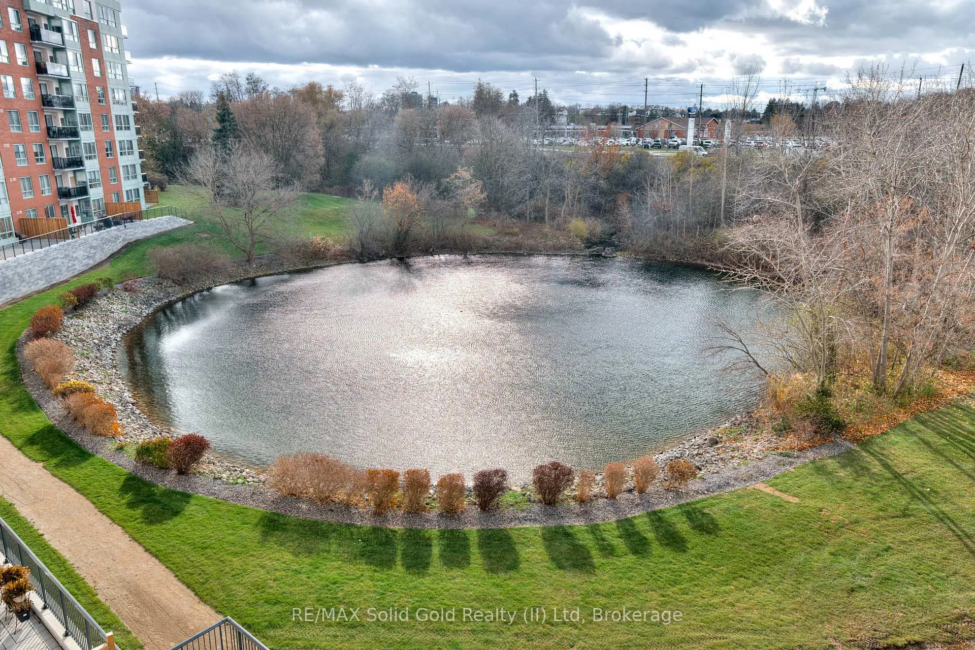 Photo 5 of Unit 413, 30 Blue Springs Drive, Waterloo — HOMEH