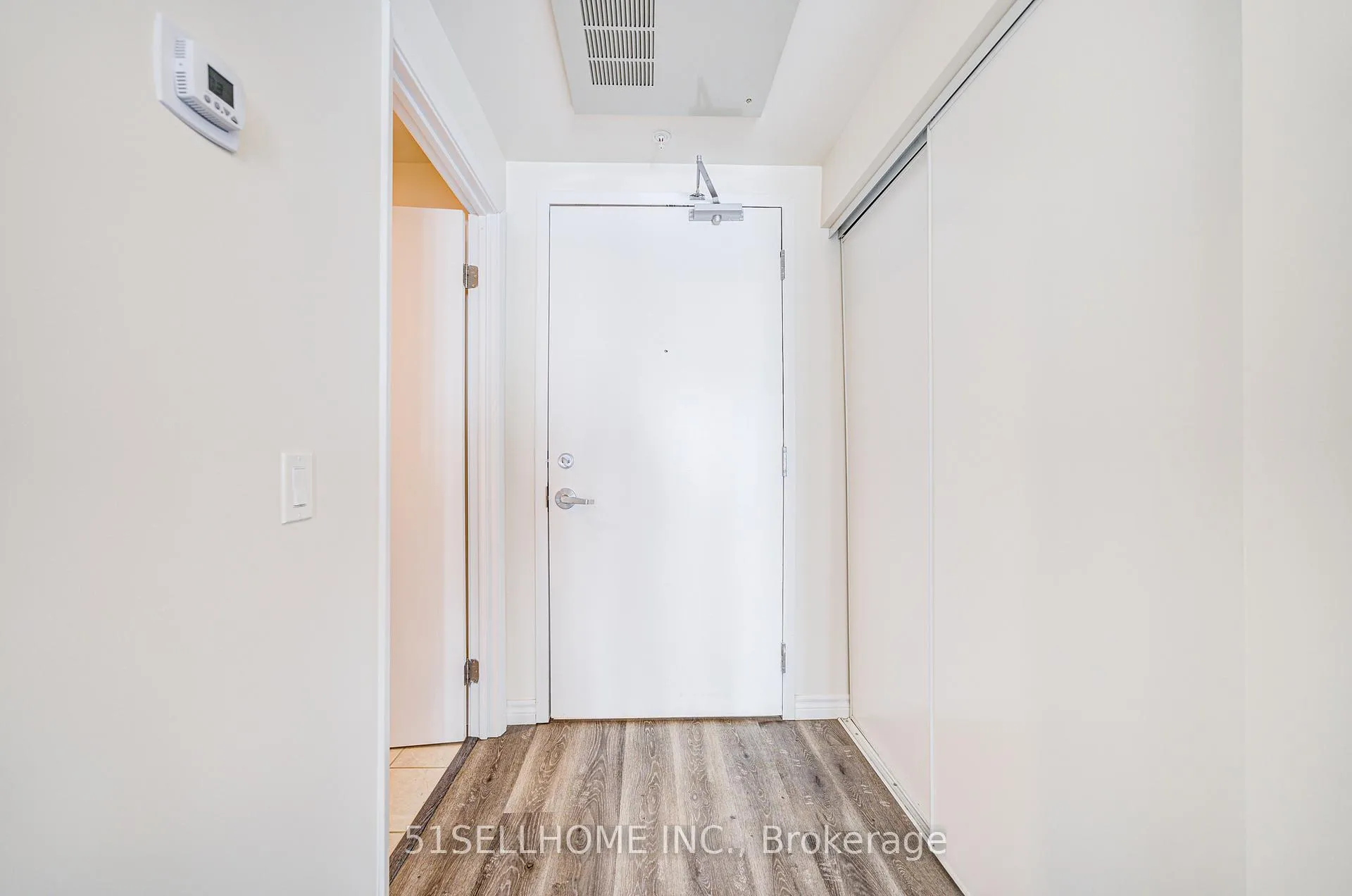 Photo 6 of Unit 807, 246 Lester Street, Waterloo — HOMEH