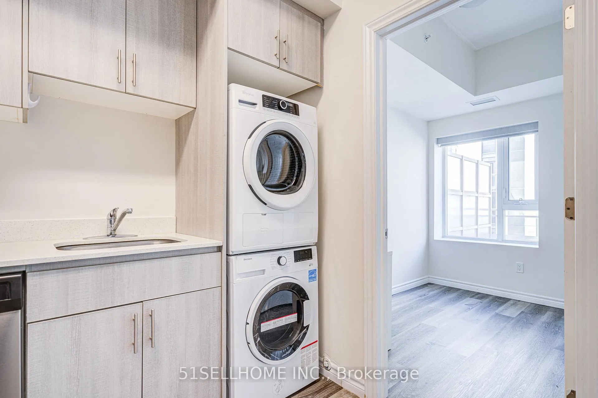Photo 18 of Unit 807, 246 Lester Street, Waterloo — HOMEH