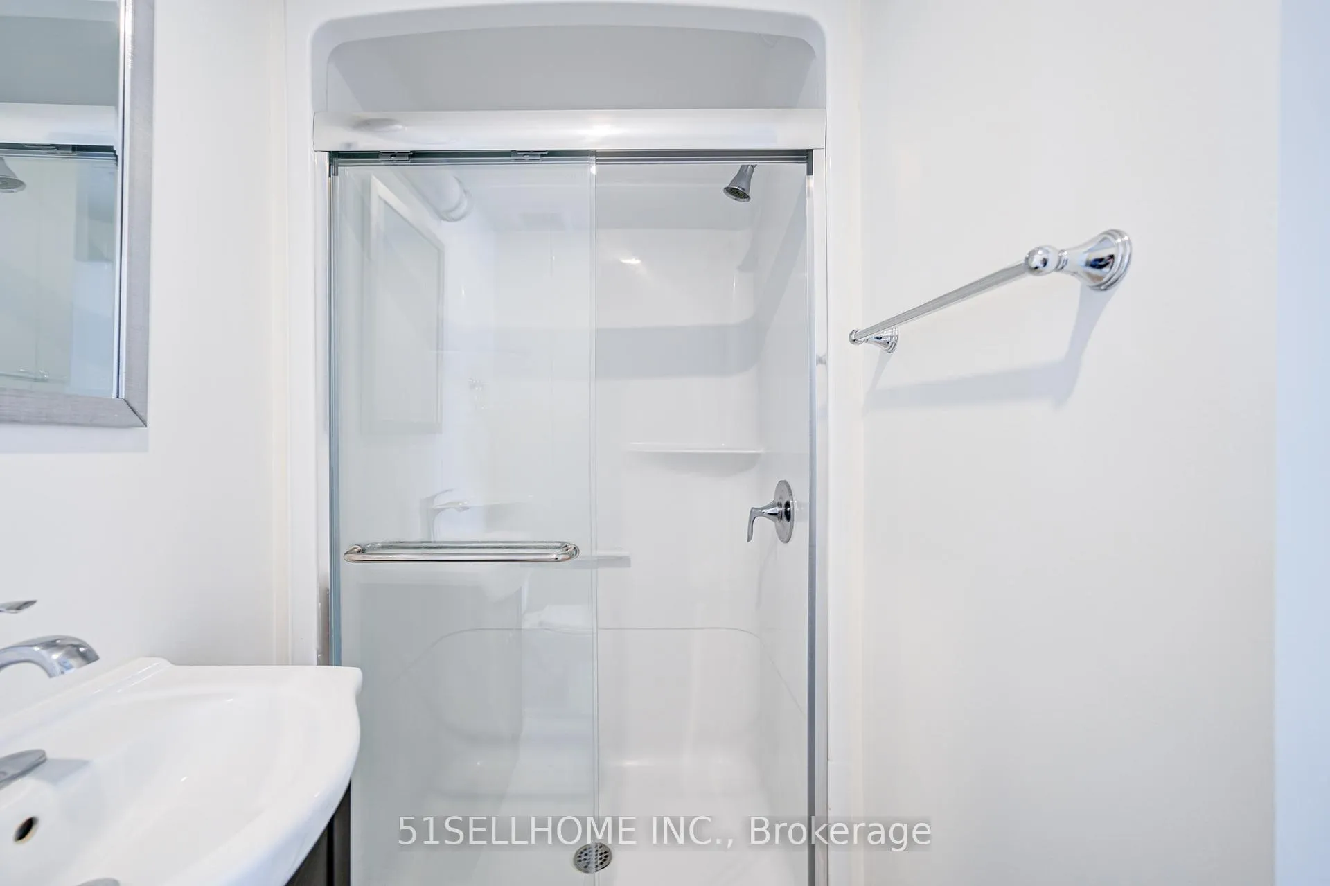 Photo 24 of Unit 807, 246 Lester Street, Waterloo — HOMEH