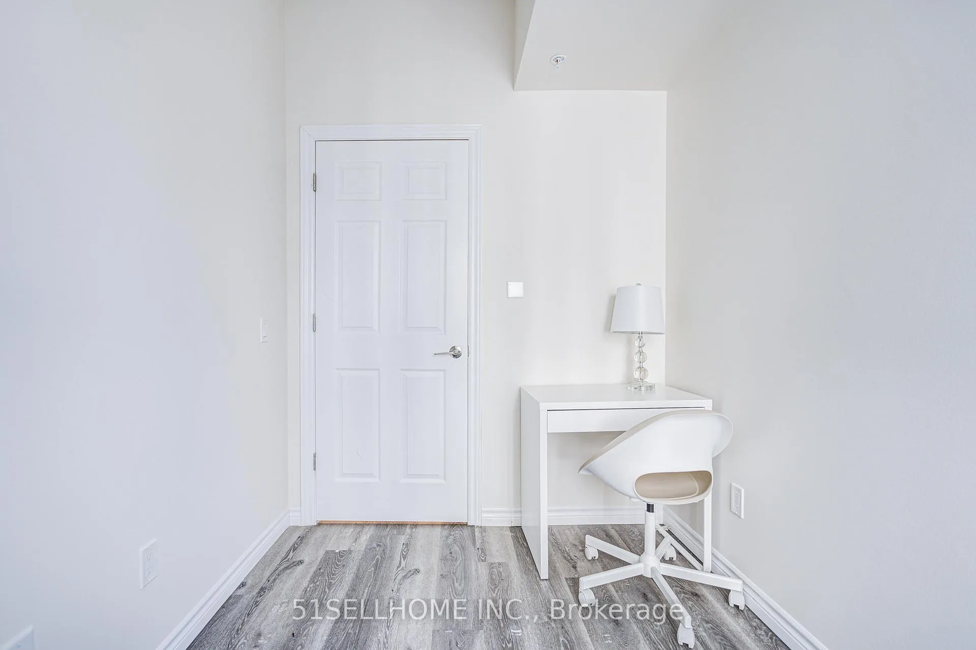 Photo 27 of Unit 807, 246 Lester Street, Waterloo — HOMEH